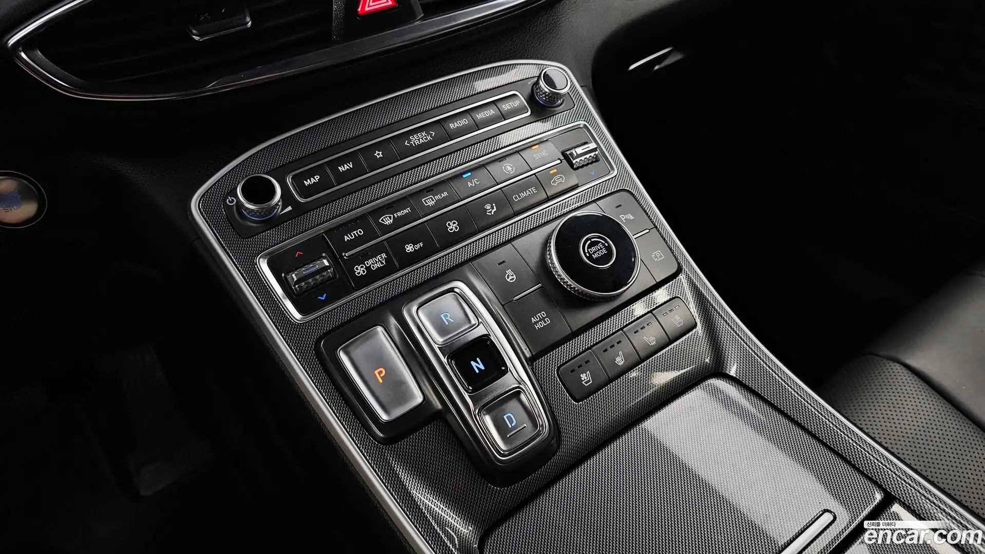Santafe Hyundai 2022.2-INNER-009