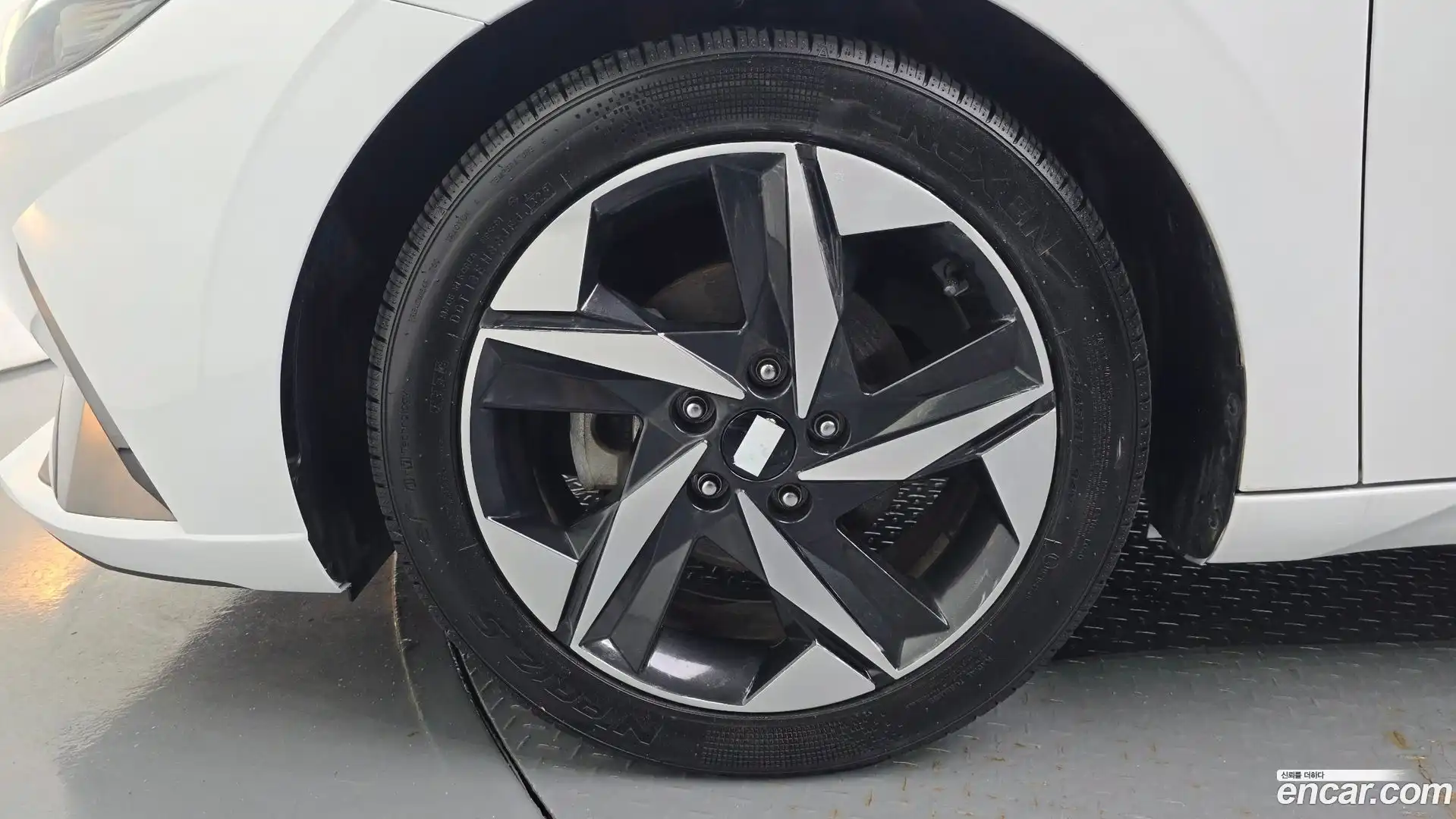 AVANTE Hyundai 2022.4-OUTER-005