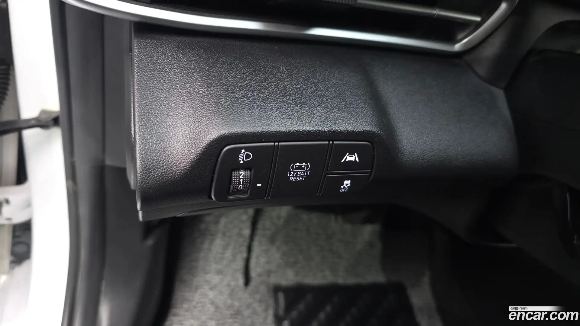 AVANTE Hyundai 2022.4-OPTION-021