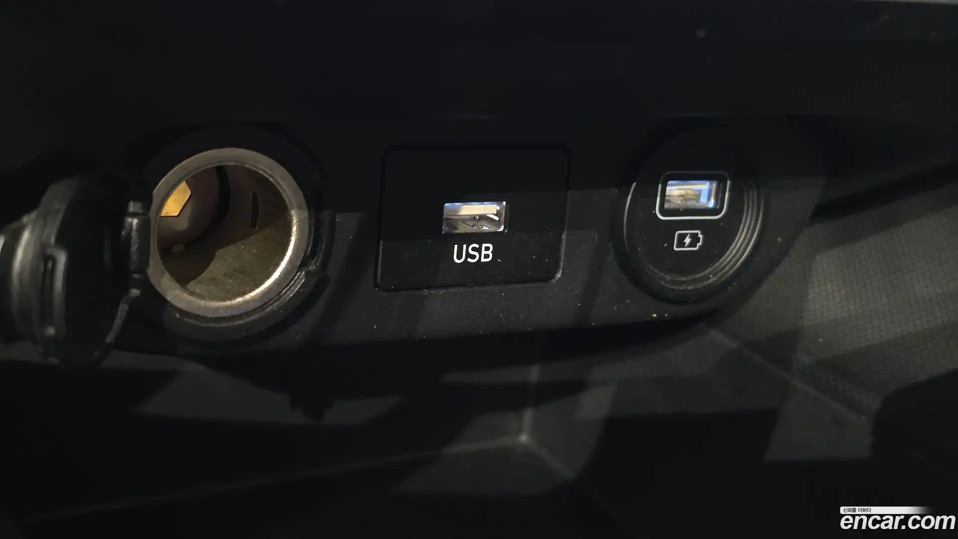 AVANTE Hyundai 2022.4-OPTION-043