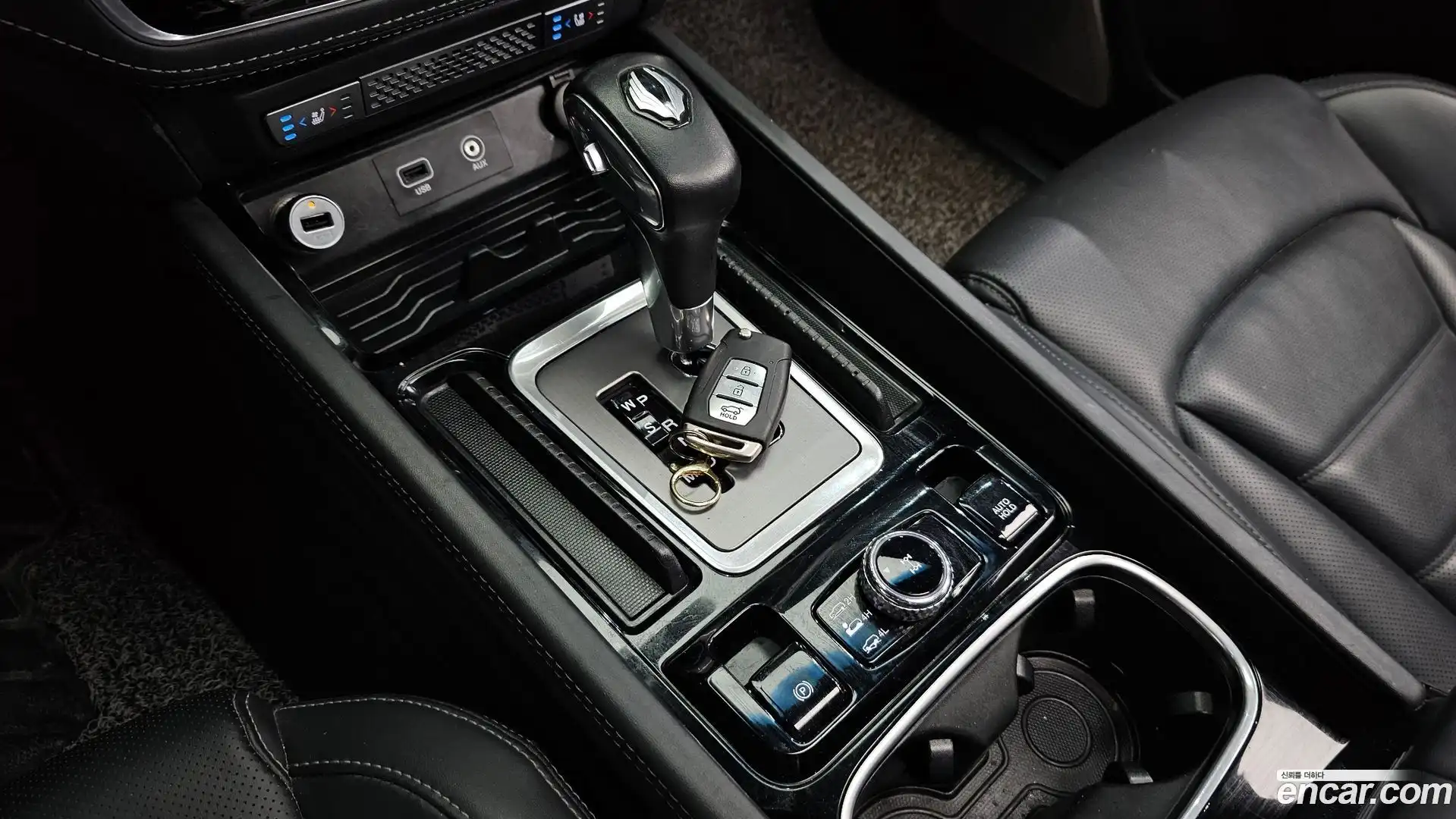 Rexton KG Mobility 2019.3-INNER-009
