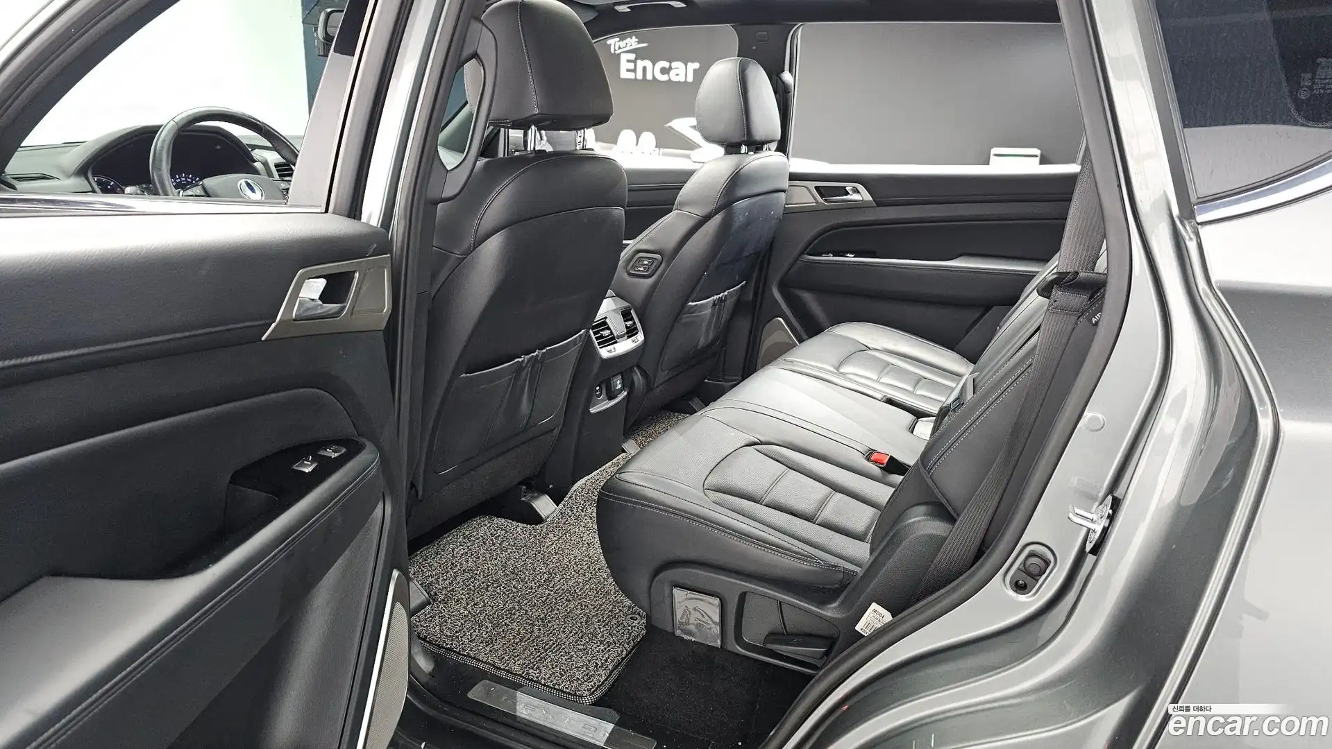 Rexton KG Mobility 2019.3-OPTION-015