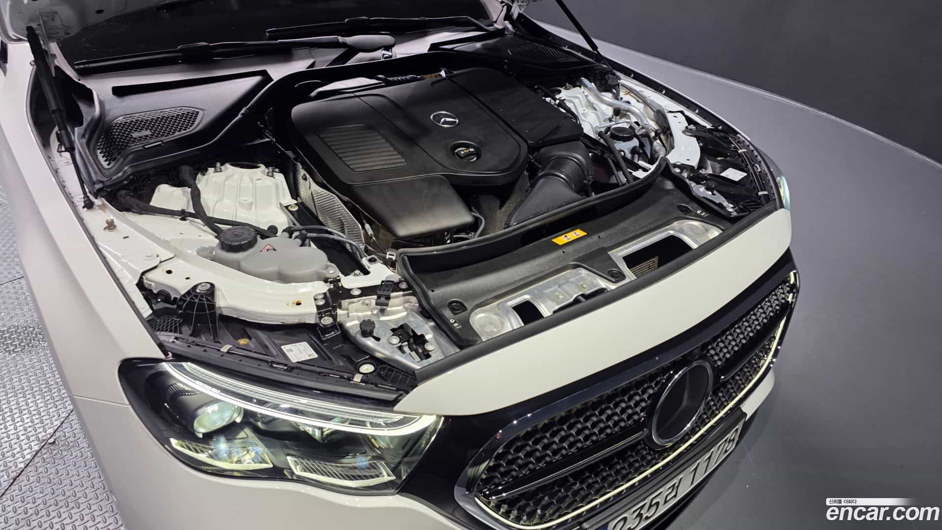 E-Class Mercedes-Benz 2024.0-OUTER-006