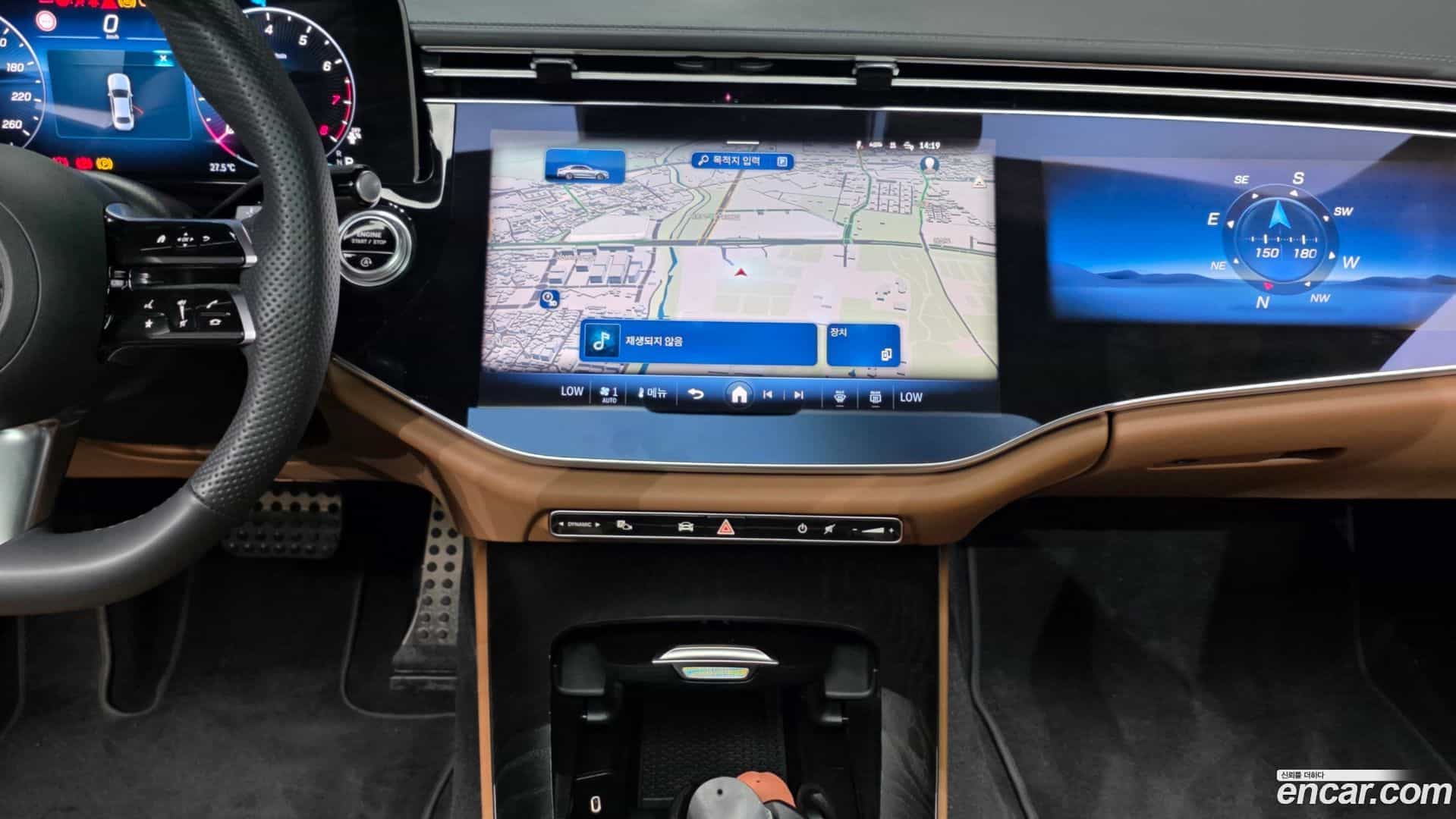 E-Class Mercedes-Benz 2024.0-OPTION-018