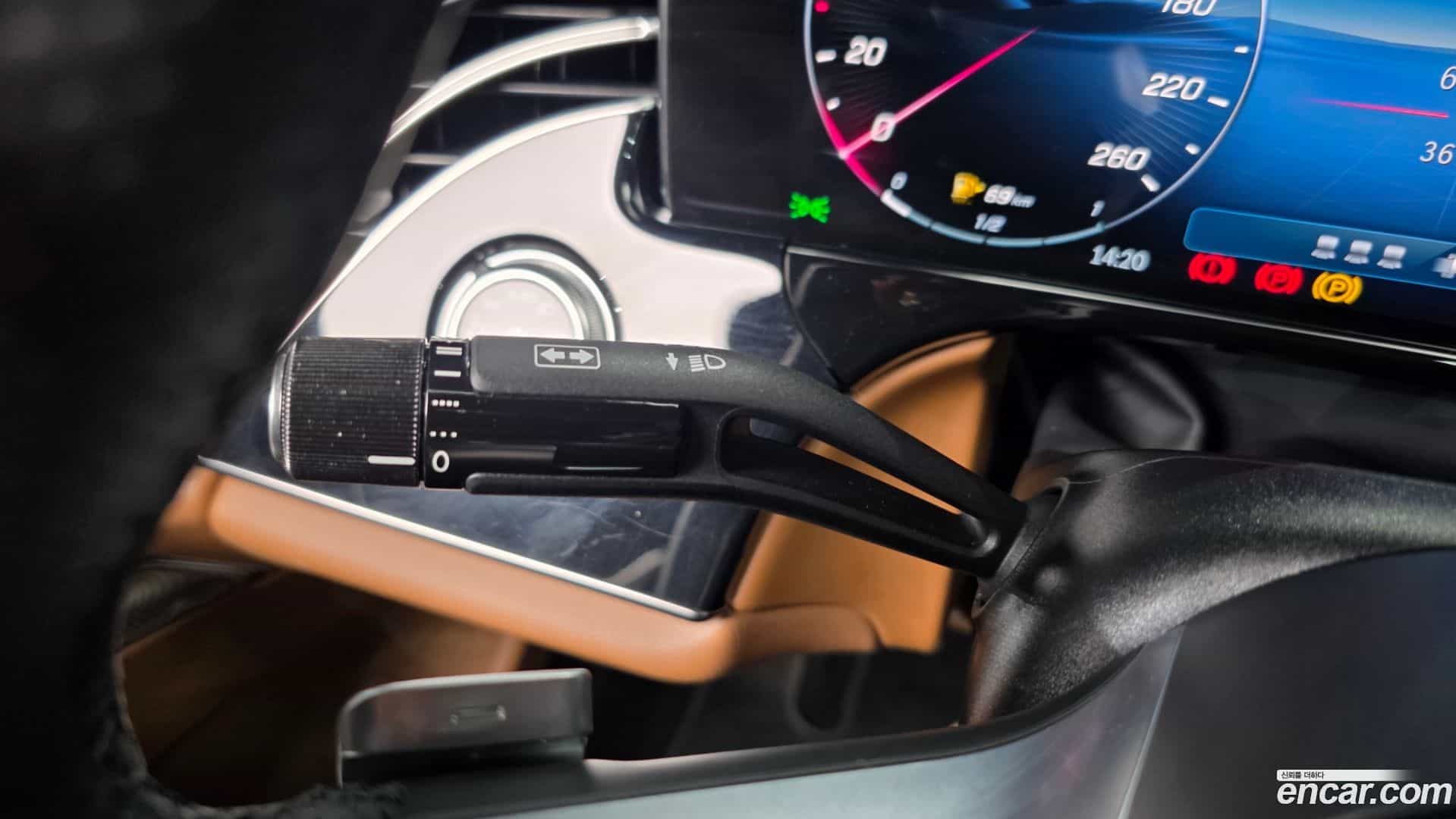 E-Class Mercedes-Benz 2024.0-OPTION-046