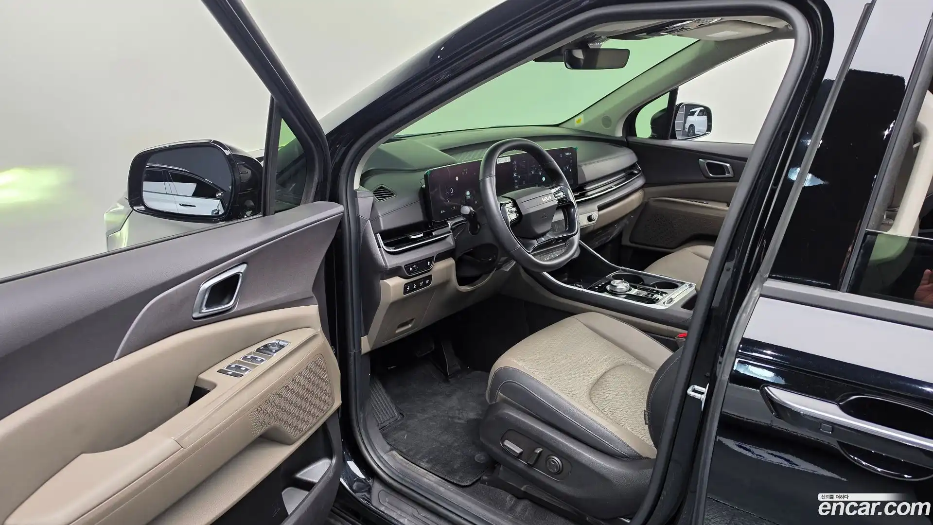 Canival Kia 2025.11-INNER-010