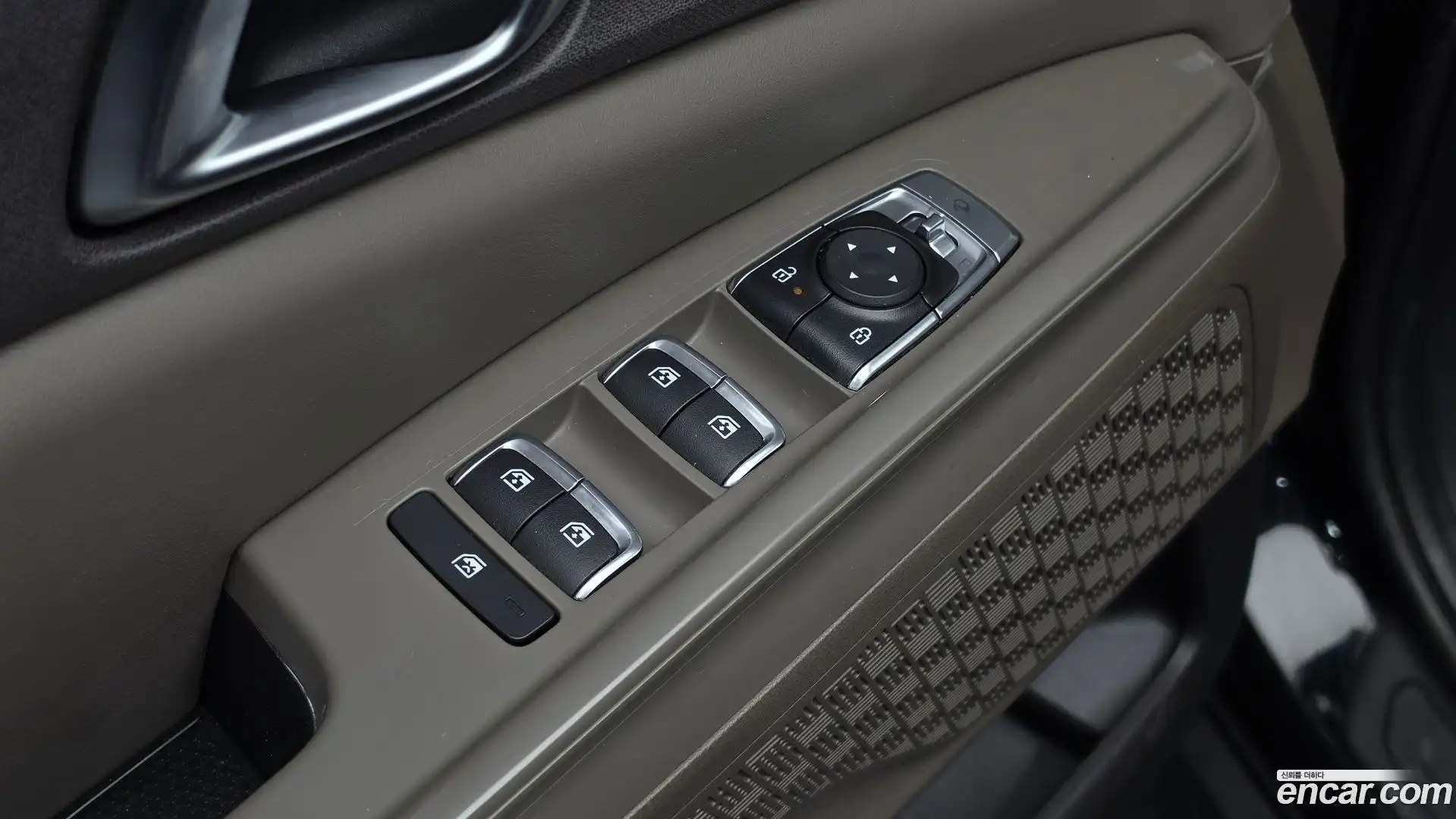 Canival Kia 2025.11-OPTION-024