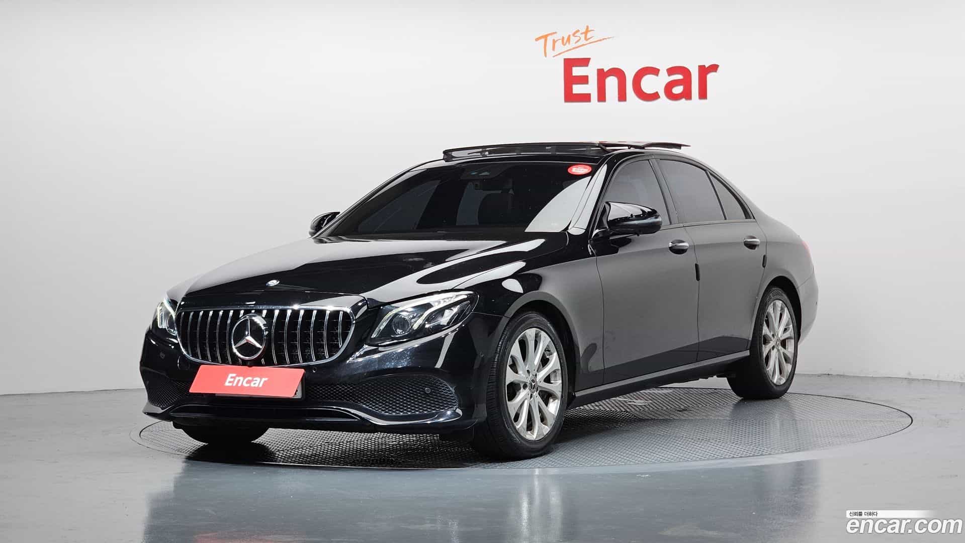 E-Class Mercedes-Benz 2017.3-OUTER-001