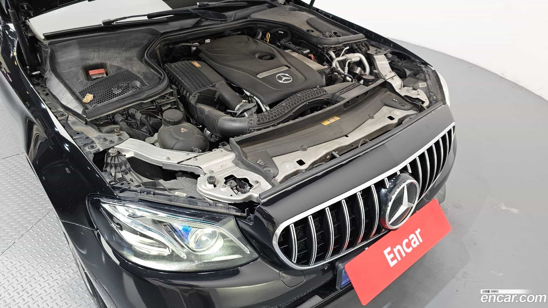 E-Class Mercedes-Benz 2017.3-OUTER-006