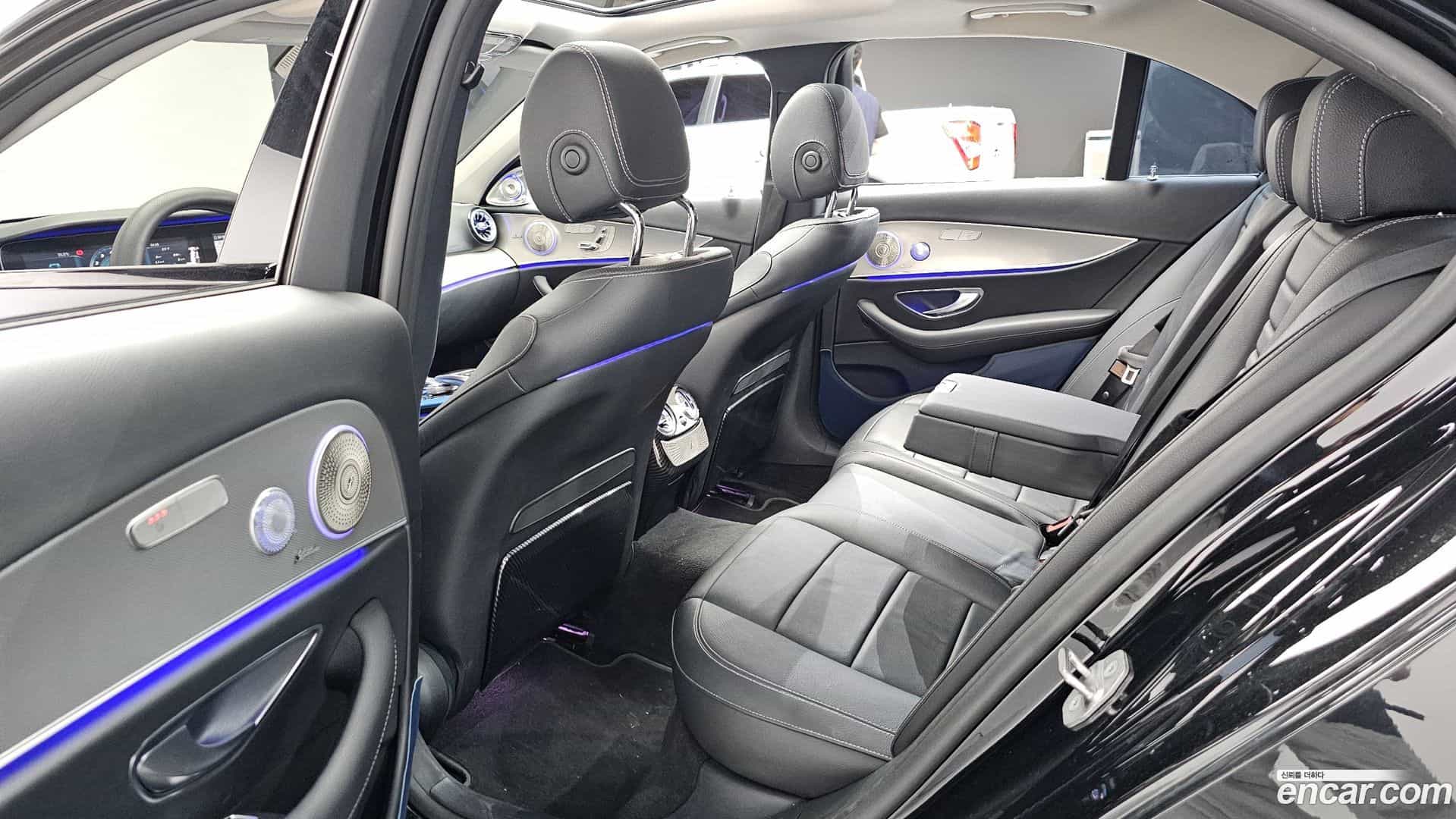 E-Class Mercedes-Benz 2017.3-OPTION-015