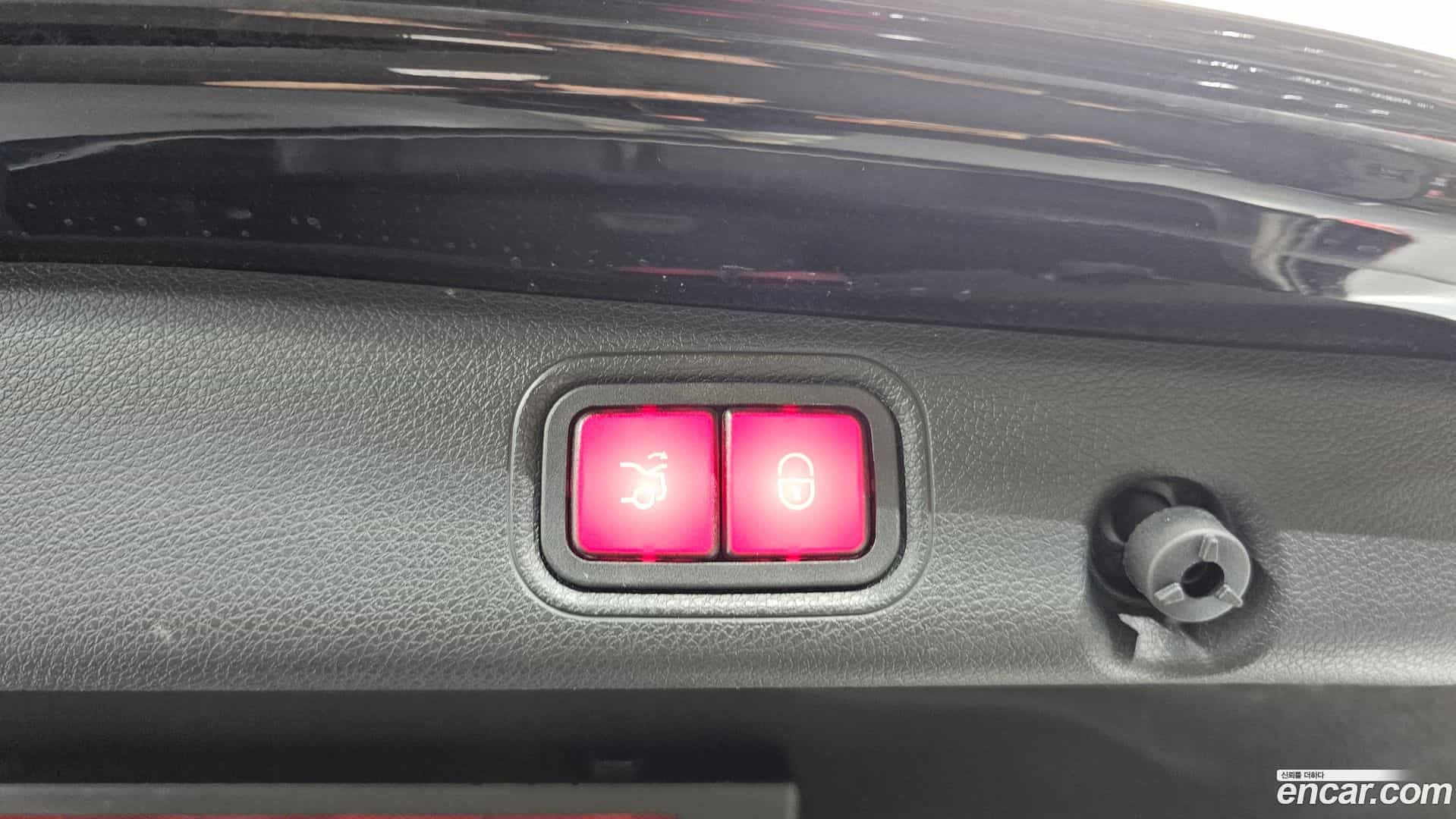 E-Class Mercedes-Benz 2017.3-OPTION-019