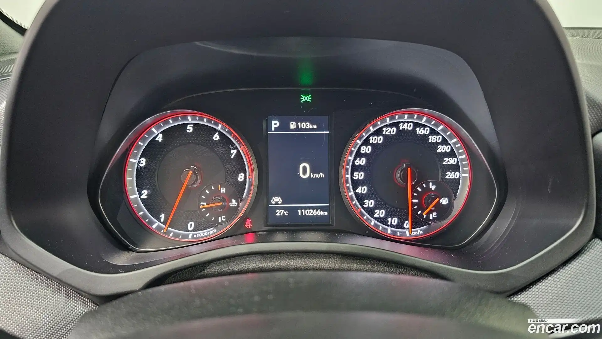 Veloster Hyundai 2020.5-INNER-008