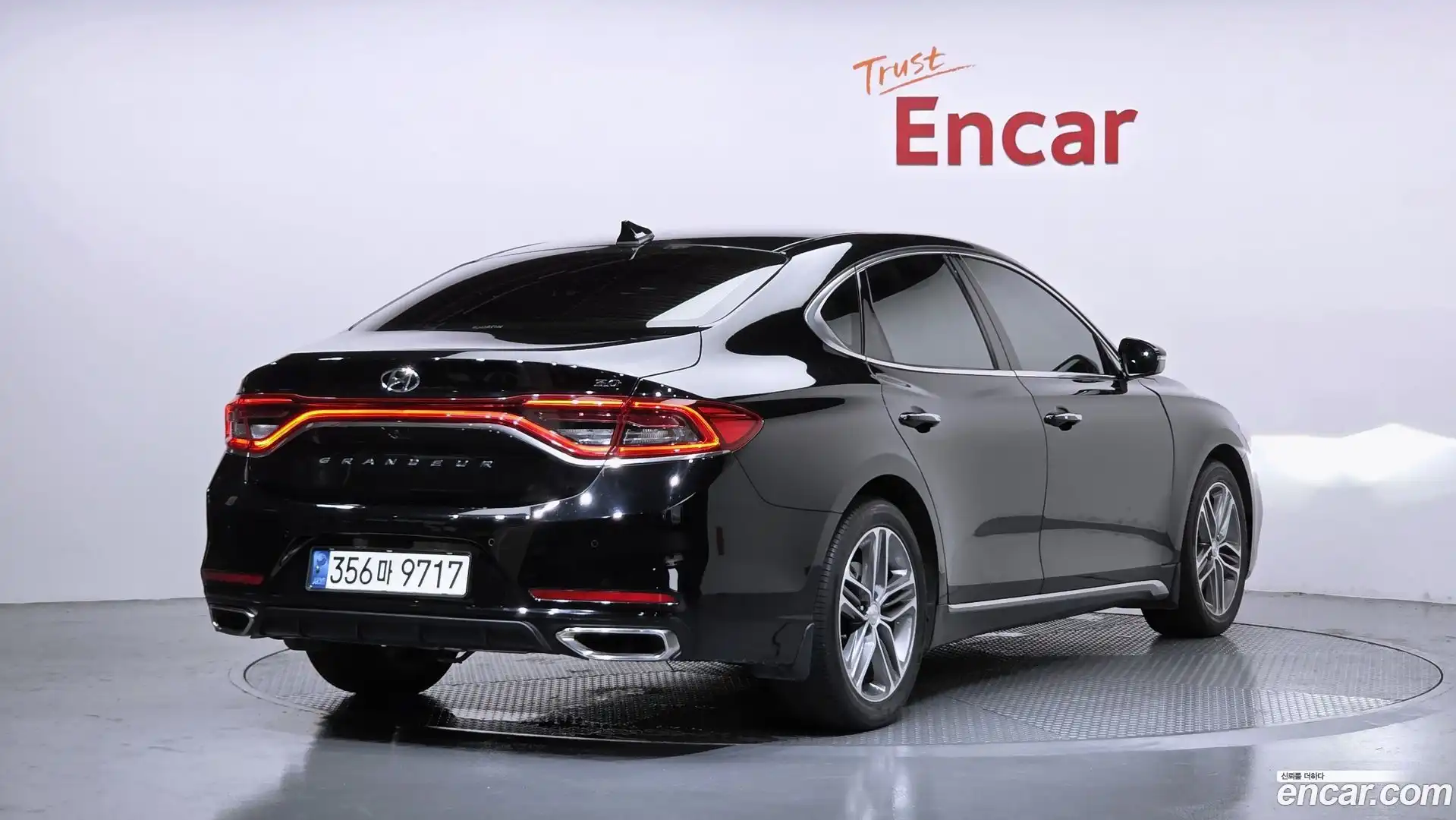 Grandeur Hyundai 2018.7-OUTER-002