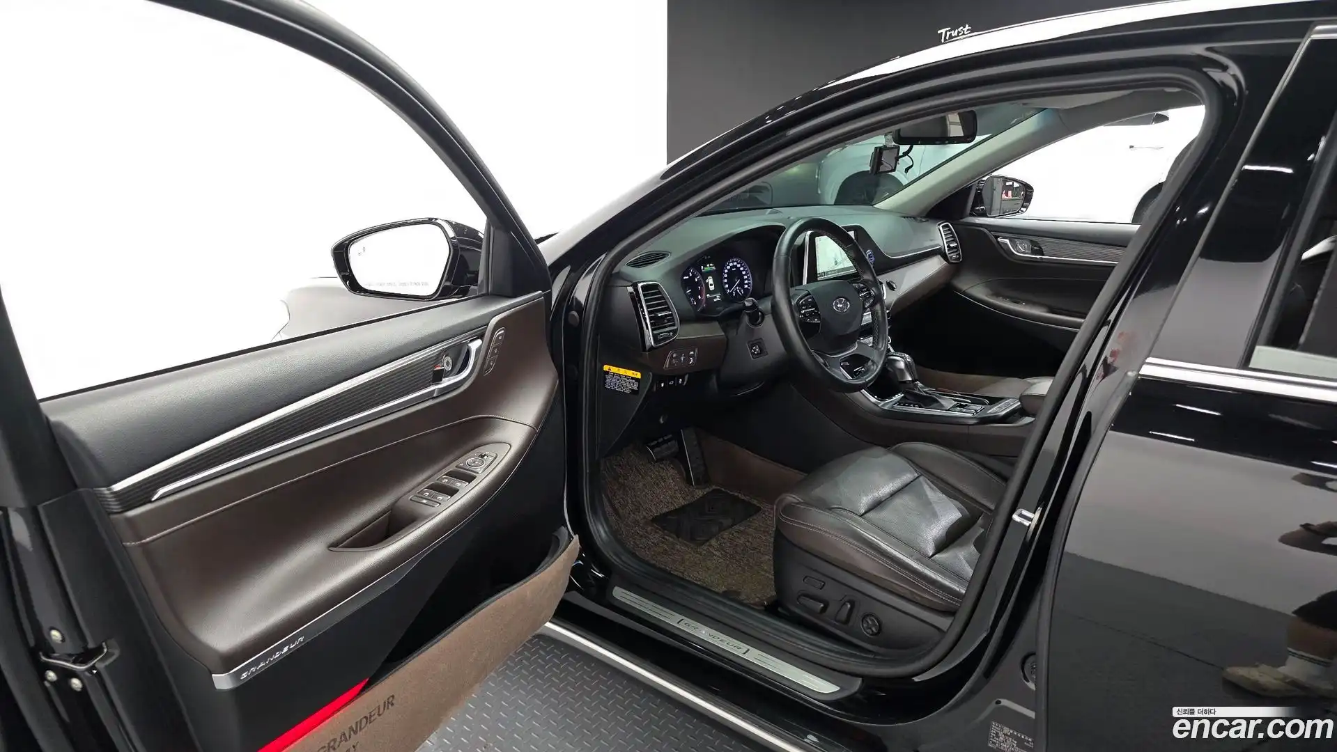 Grandeur Hyundai 2018.7-INNER-010