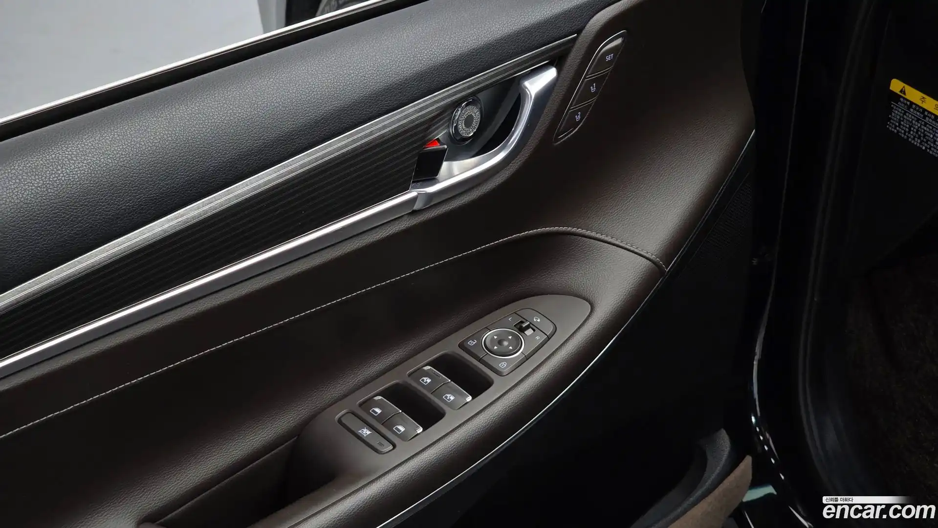 Grandeur Hyundai 2018.7-OPTION-020