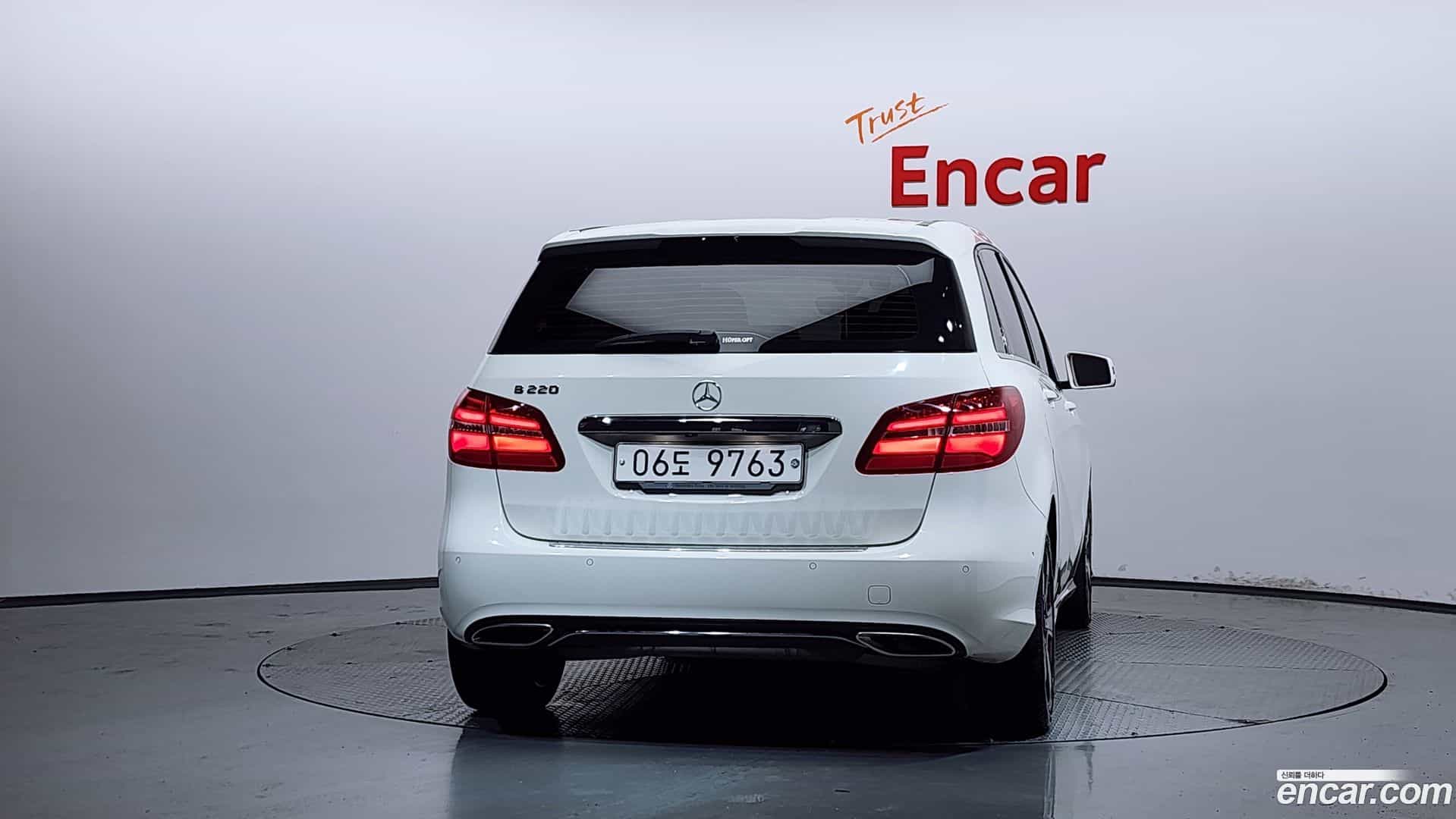 B-Class Mercedes-Benz 2018.5-OUTER-004