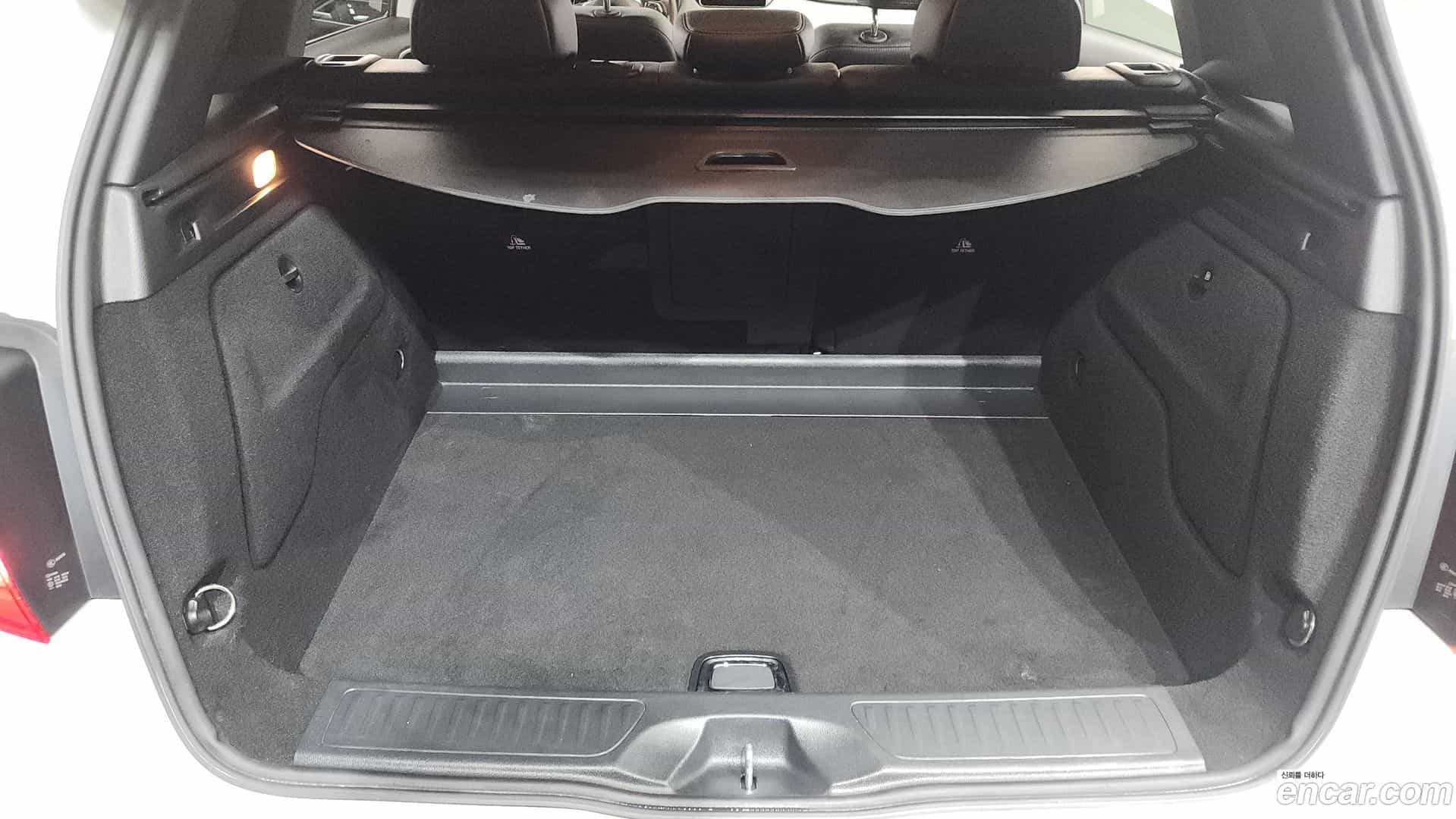 B-Class Mercedes-Benz 2018.5-OPTION-020