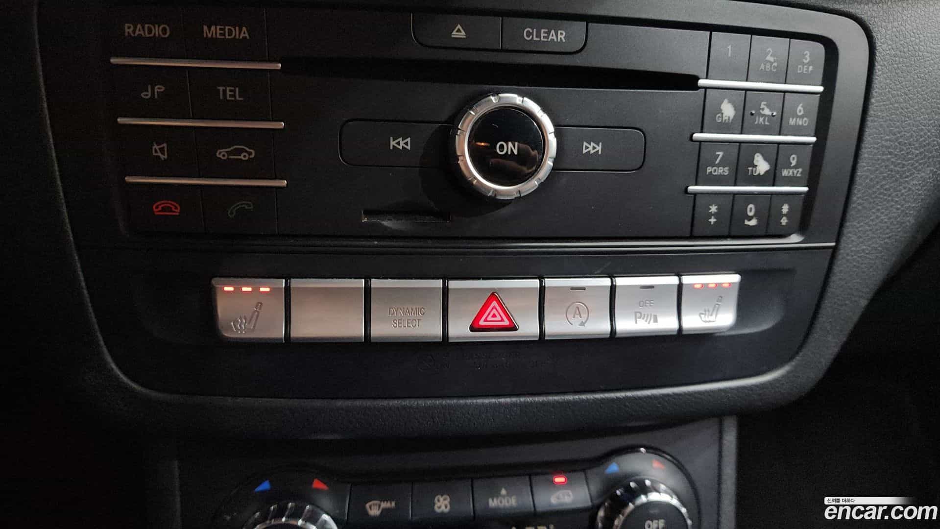 B-Class Mercedes-Benz 2018.5-OPTION-042