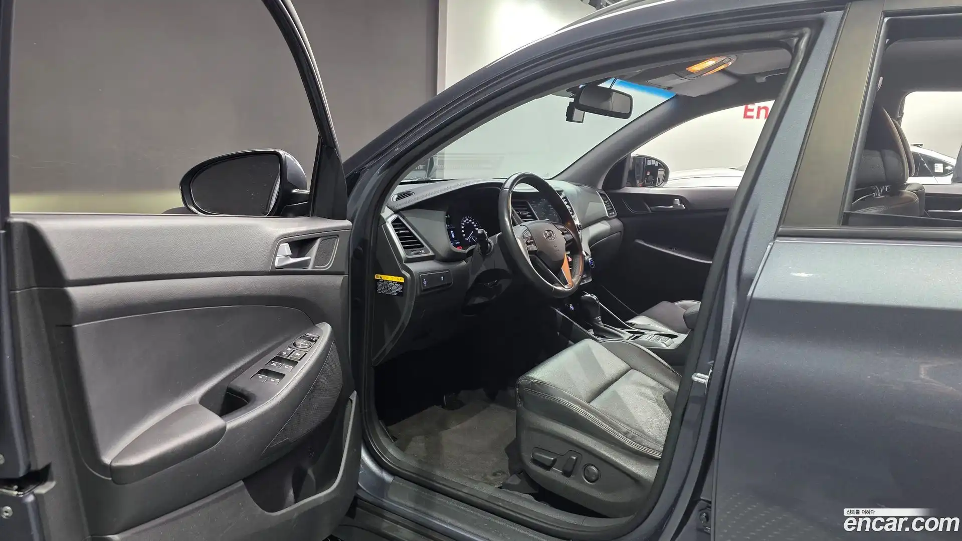 Tucson Hyundai 2016.0-INNER-010