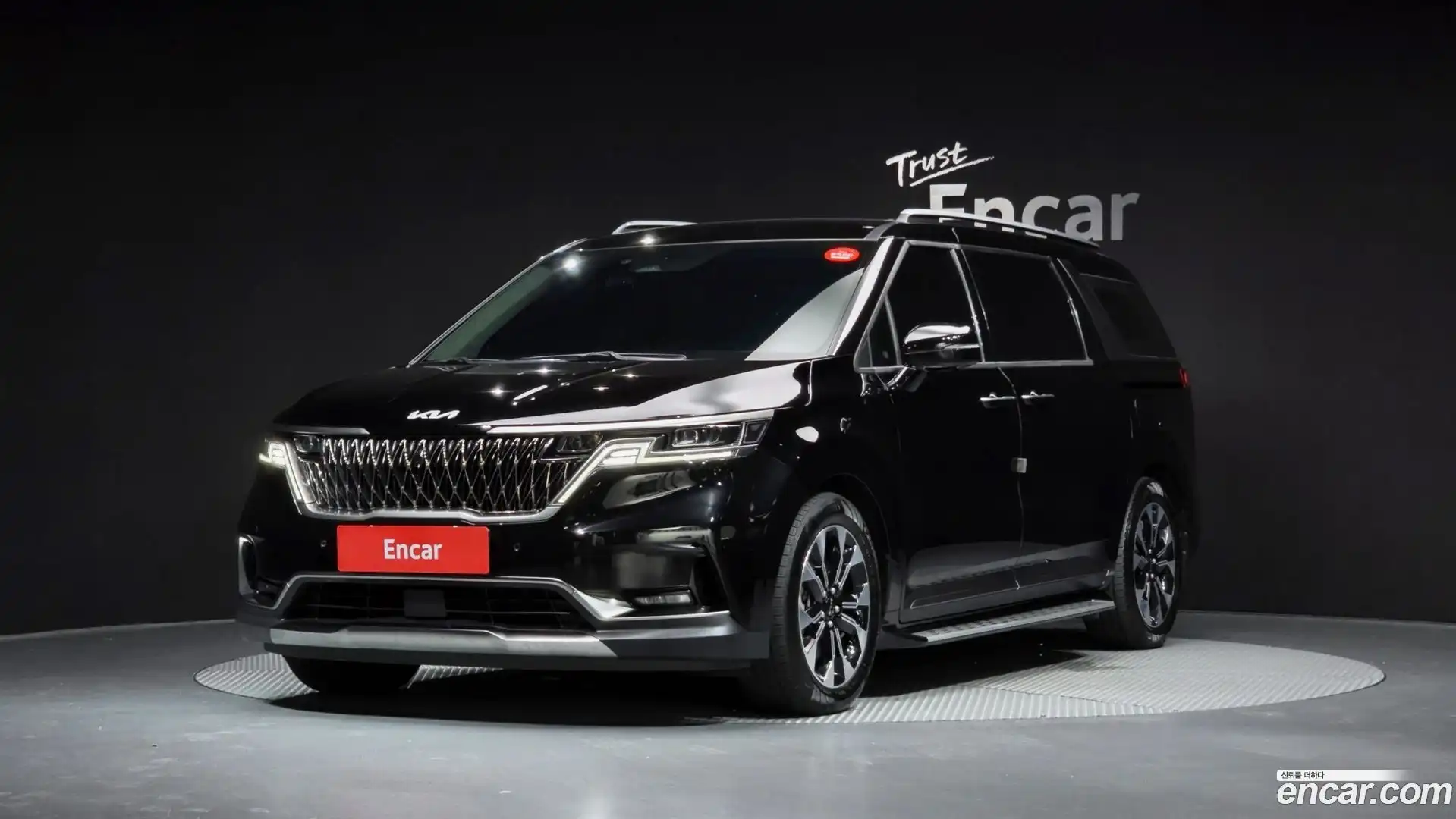 Canival Kia 2021.10-OUTER-001