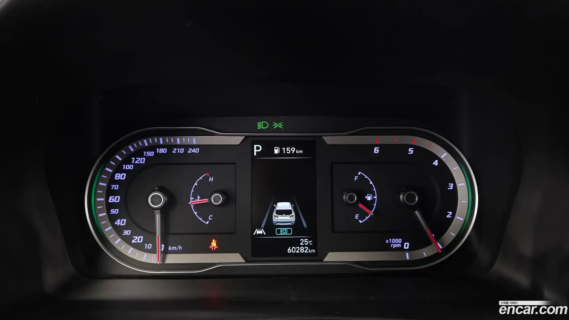 Tucson Hyundai 2022.1-INNER-008