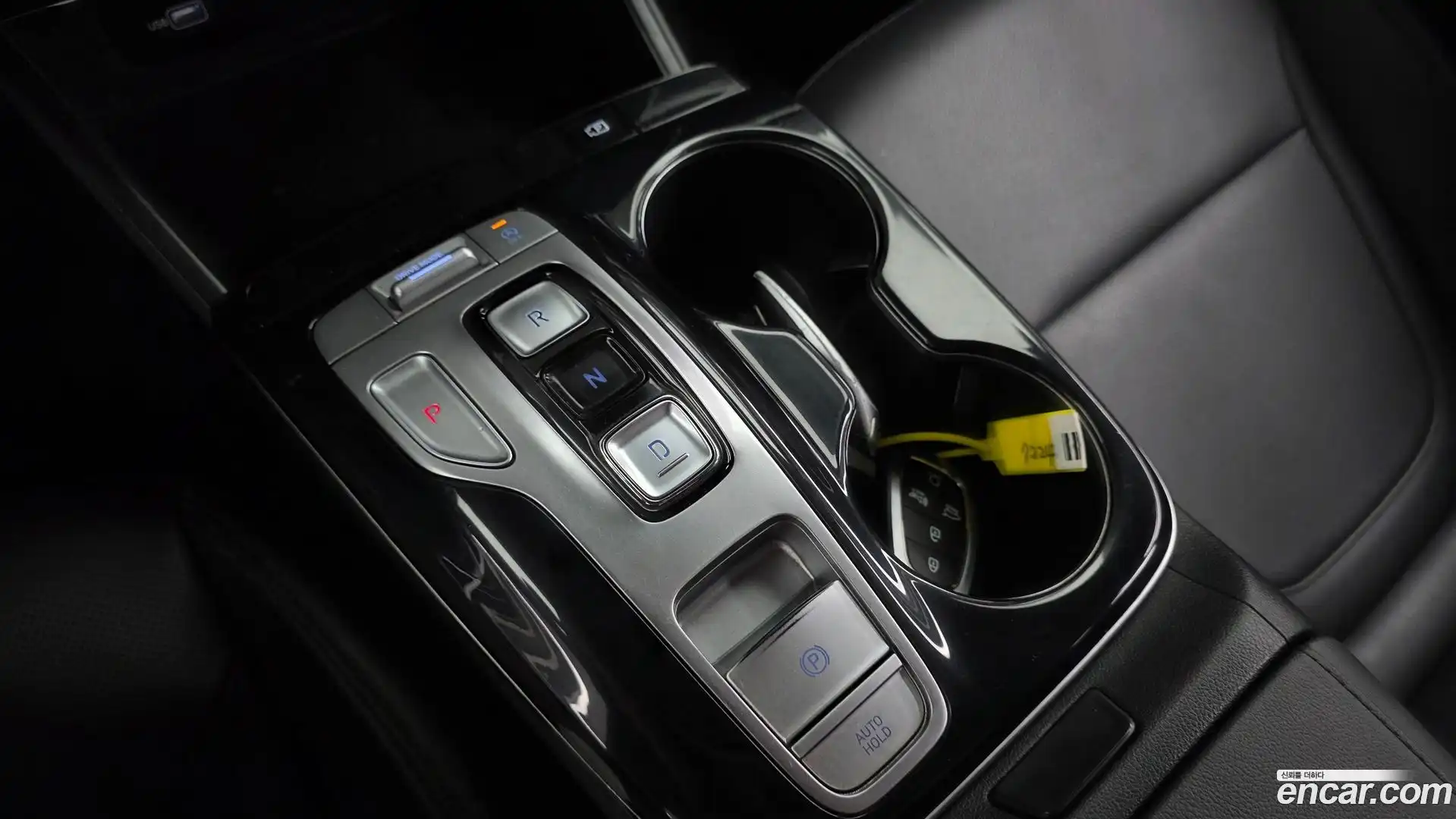 Tucson Hyundai 2022.1-INNER-009