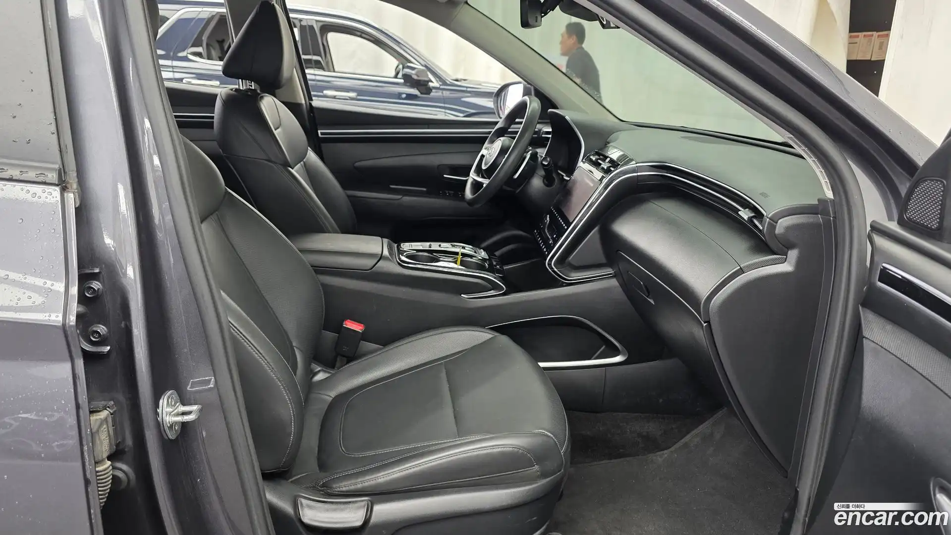 Tucson Hyundai 2022.1-INNER-036