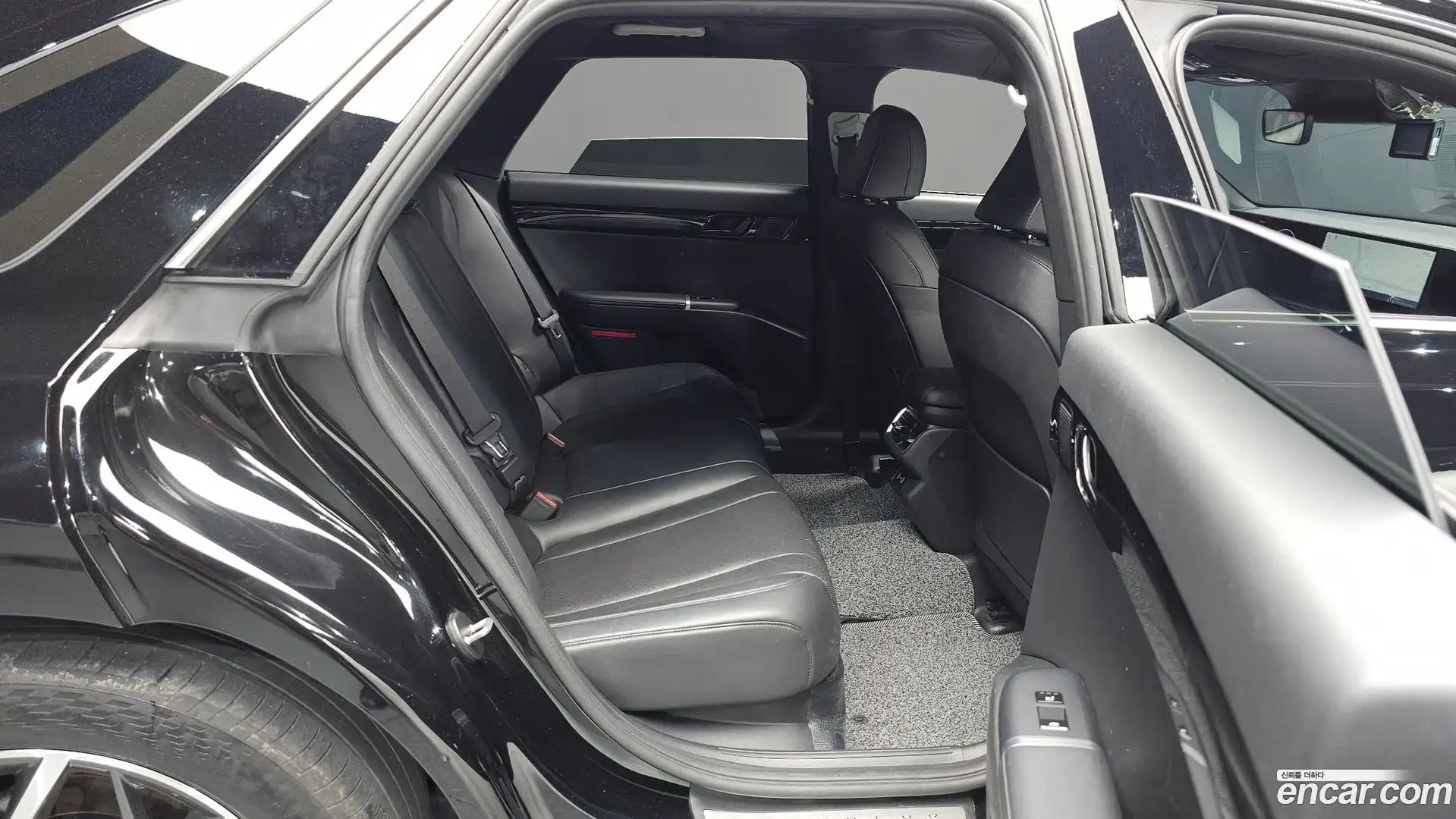 Grandeur Hyundai 2024.3-OPTION-015