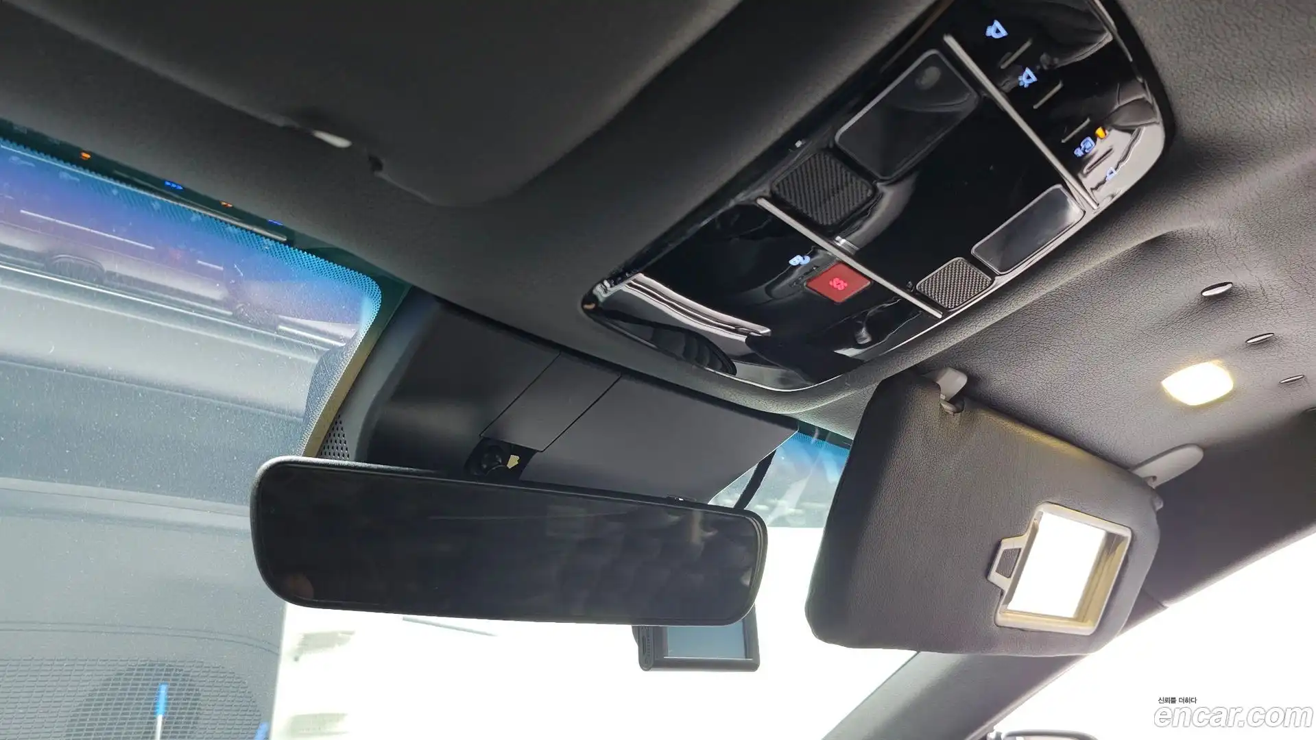 Grandeur Hyundai 2024.3-OPTION-023