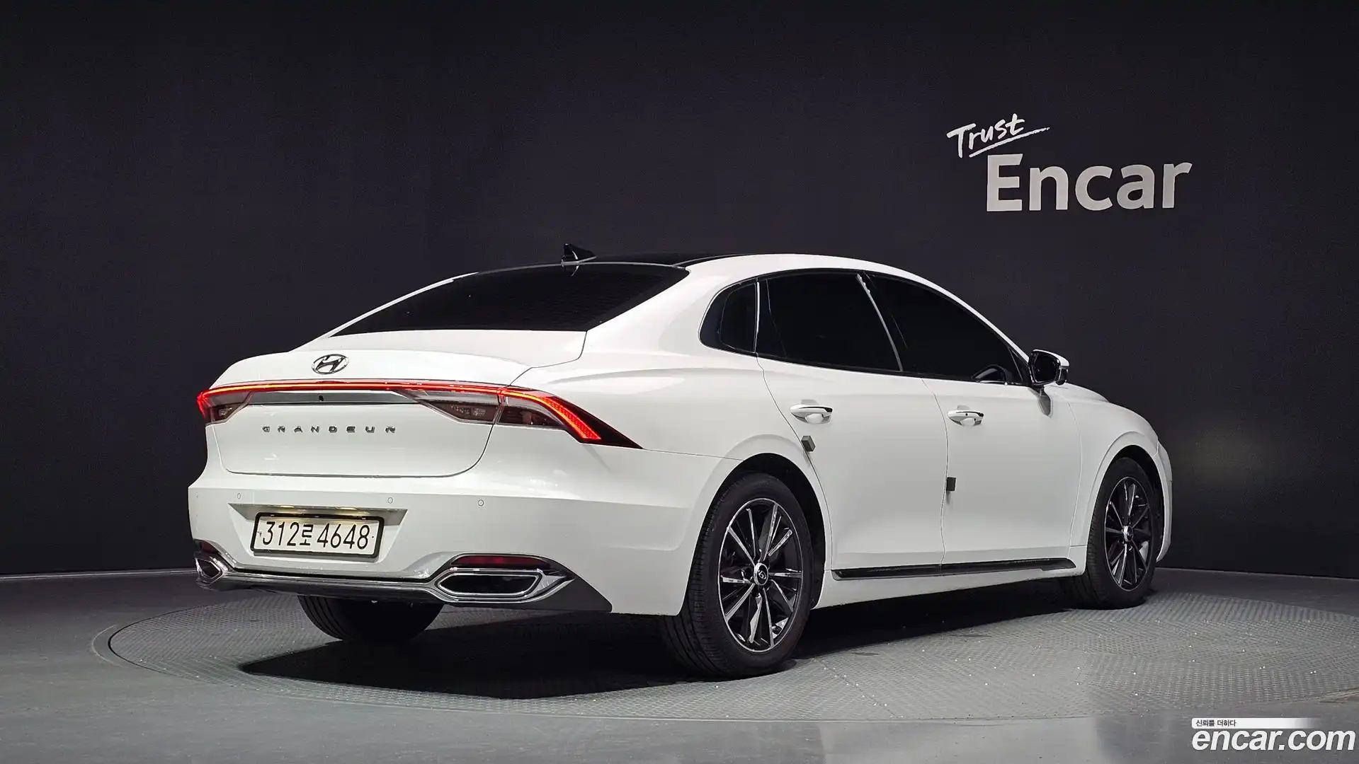 Grandeur Hyundai 2022.3-OUTER-002