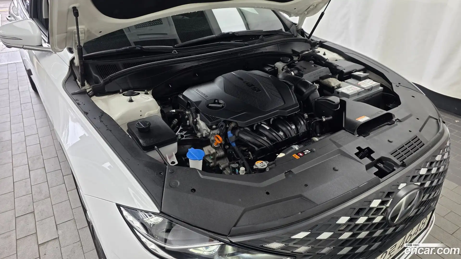 Grandeur Hyundai 2022.3-OUTER-006