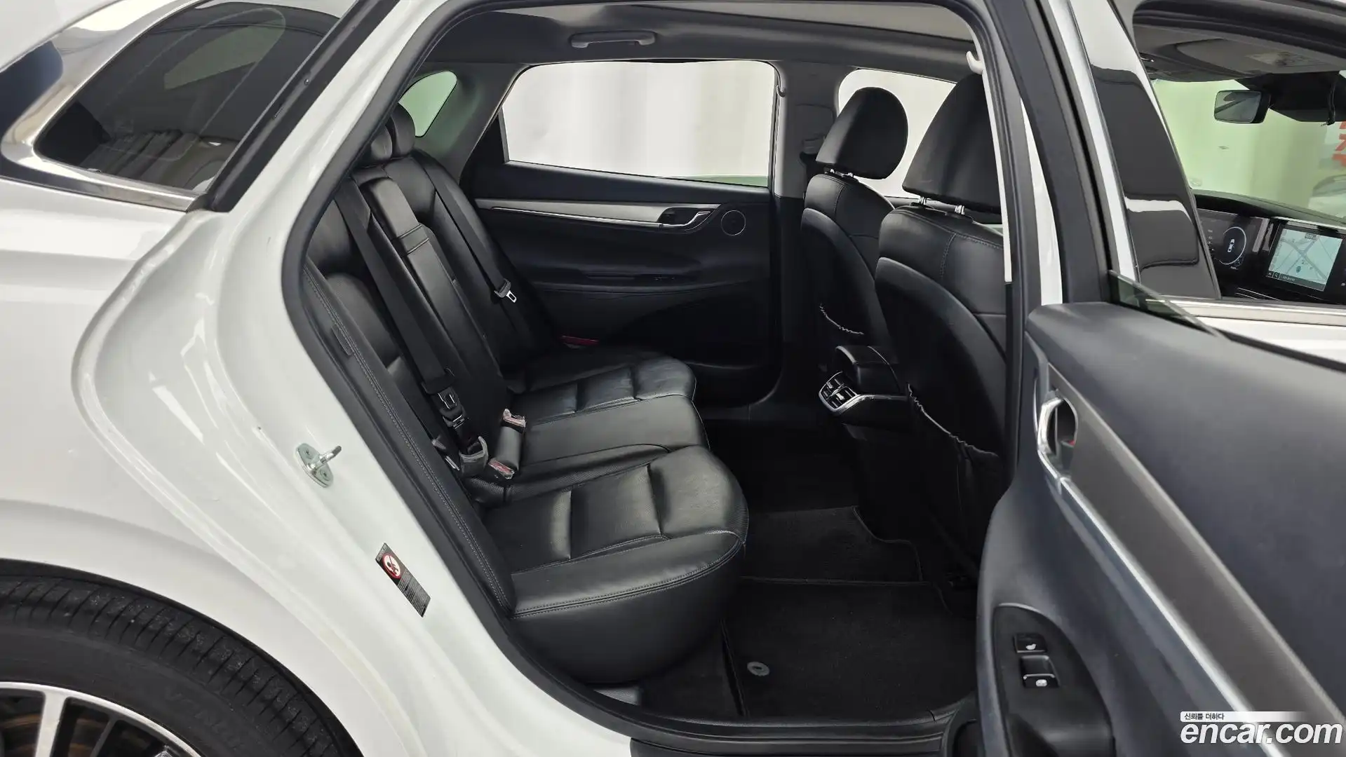 Grandeur Hyundai 2022.3-OPTION-016