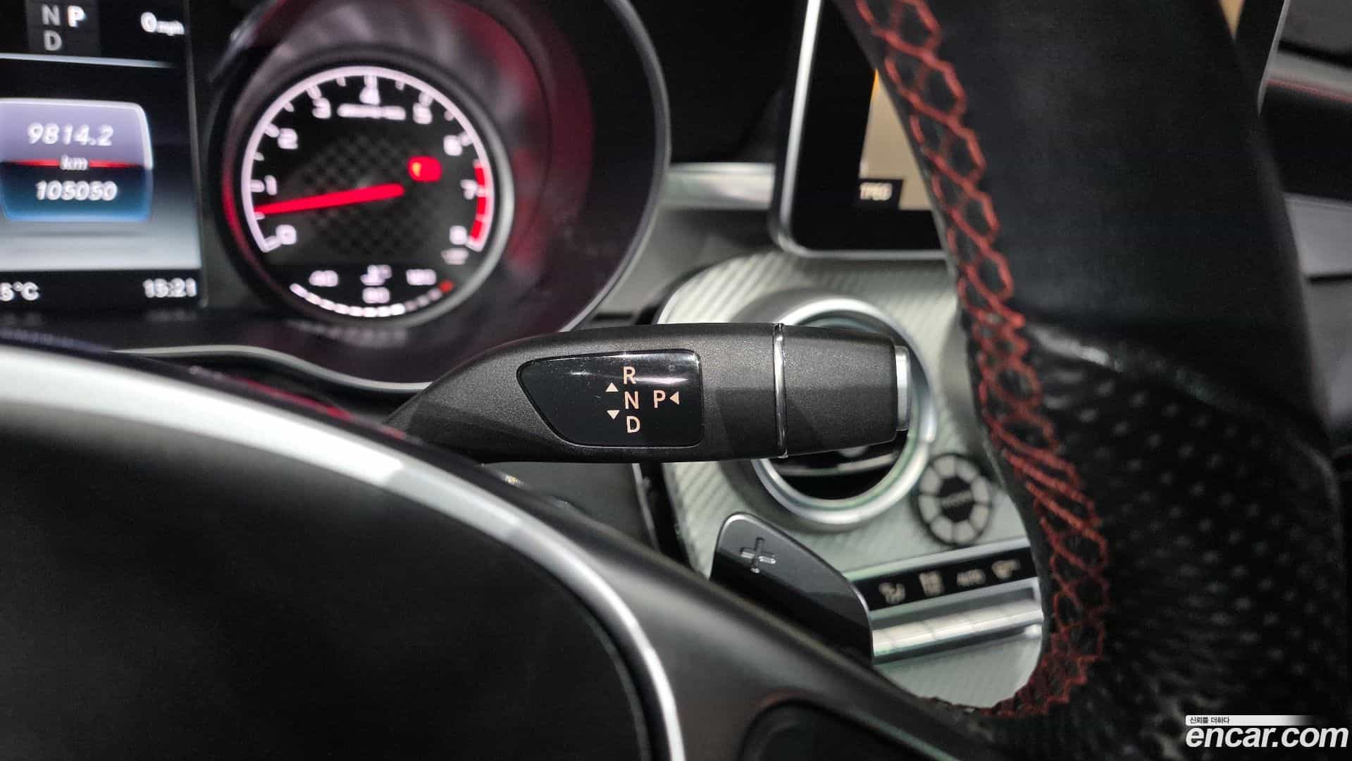 C-Class Mercedes-Benz 2018.4-INNER-009