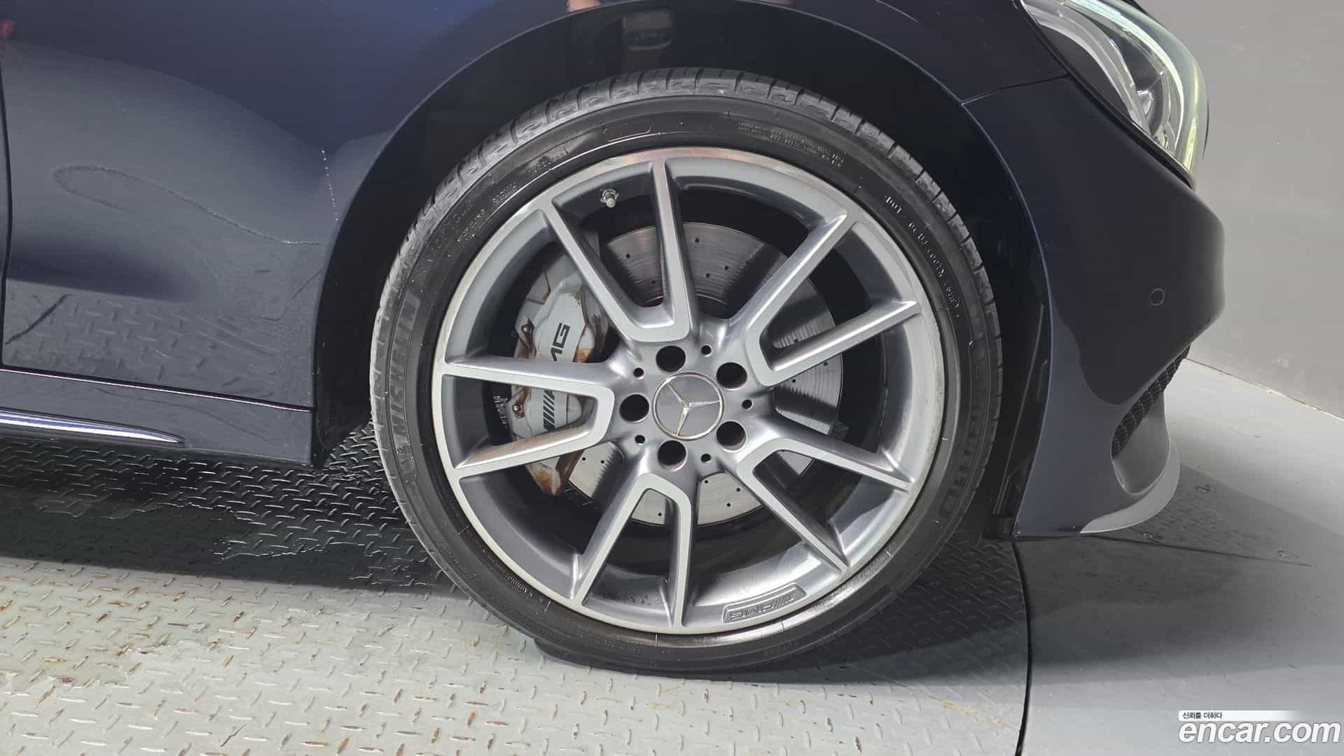 C-Class Mercedes-Benz 2018.4-OUTER-031