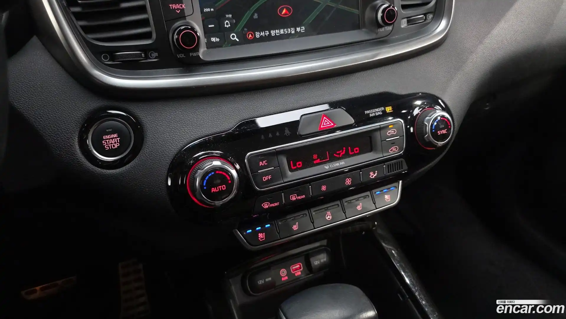Sorento Kia 2018.4-OPTION-021