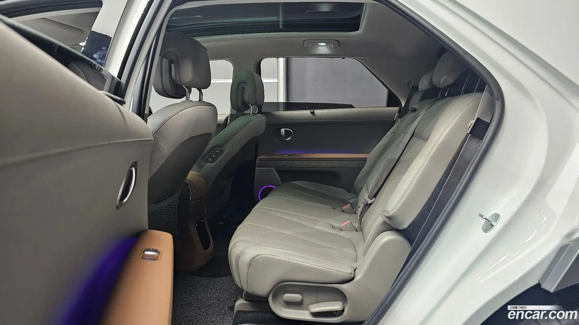 Ioniq5 Hyundai 2023.10-OPTION-016