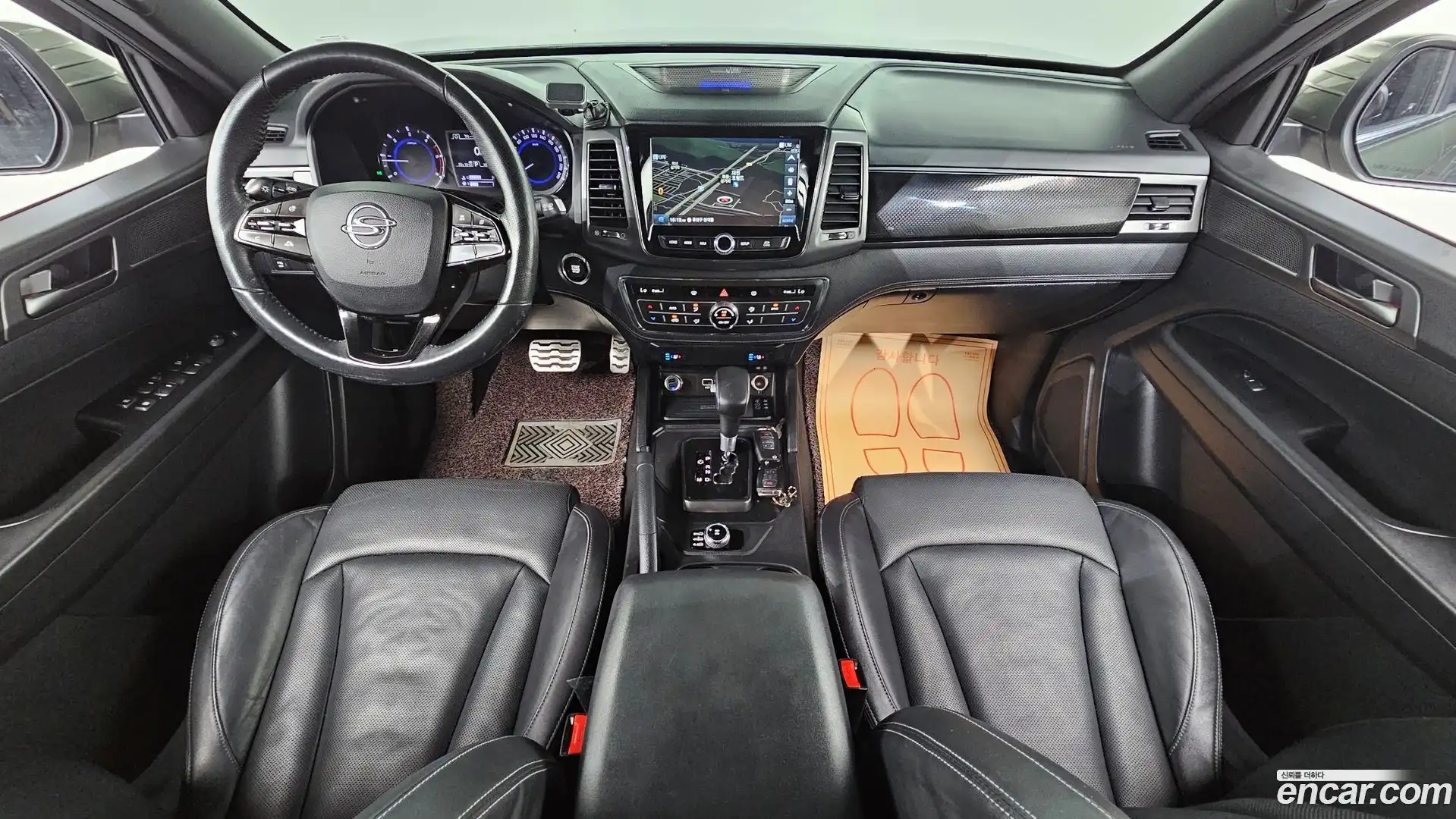 Rexton KG Mobility 2021.6-INNER-007