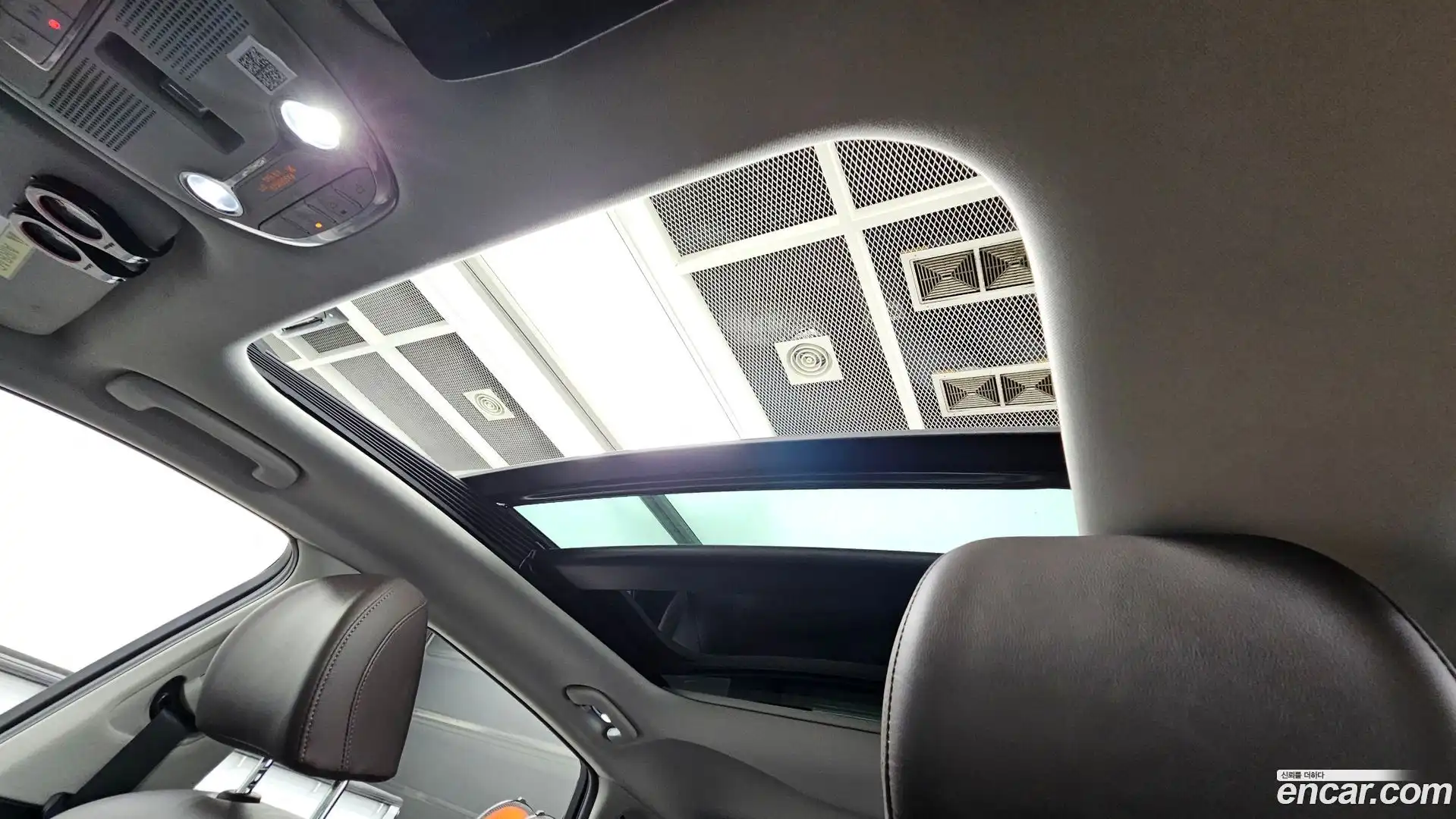 Grandeur Hyundai 2021.1-OPTION-021