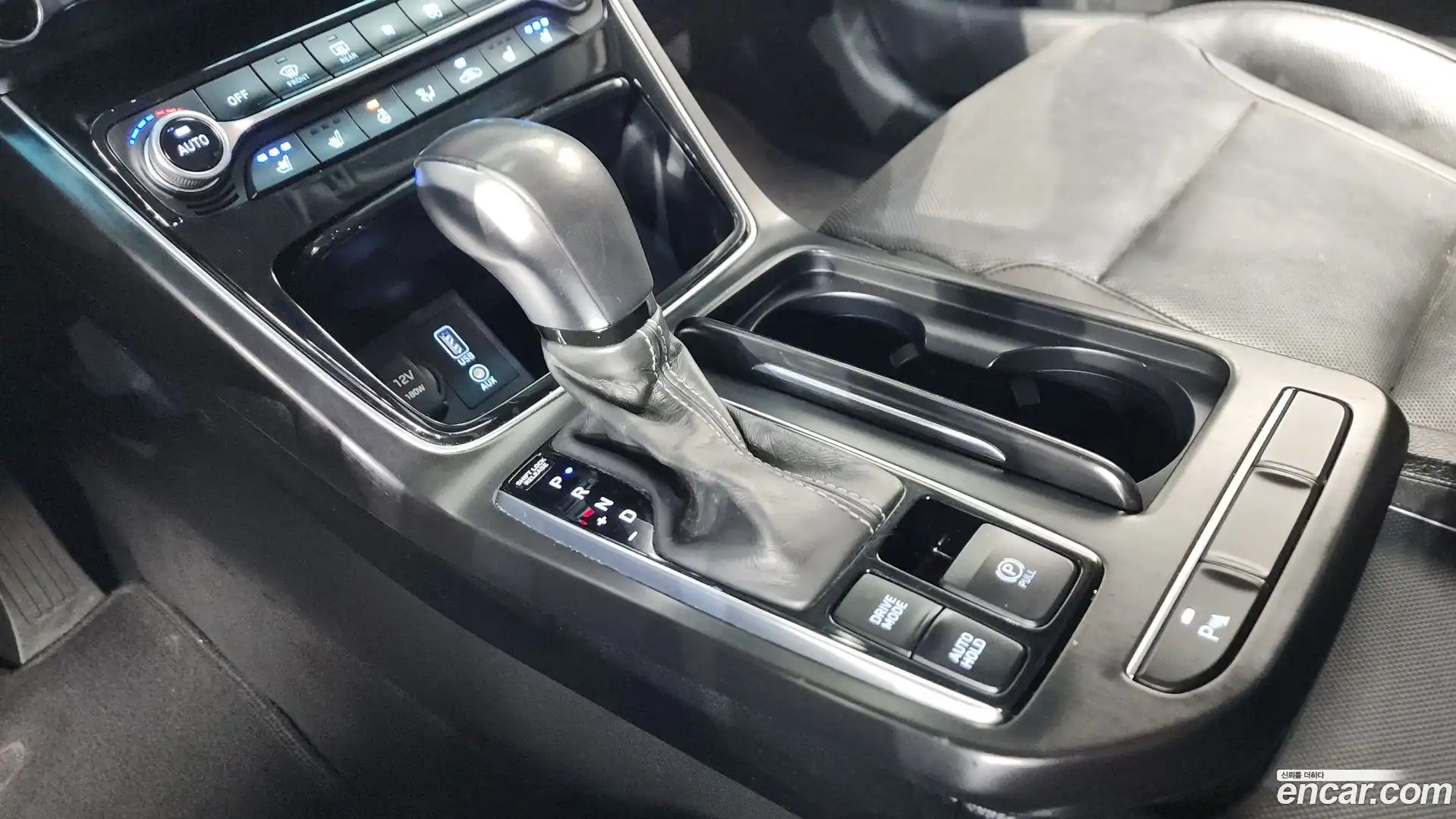 Grandeur Hyundai 2017.4-INNER-009
