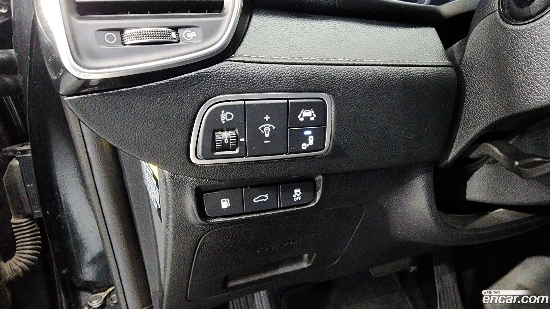 Grandeur Hyundai 2017.4-OPTION-042