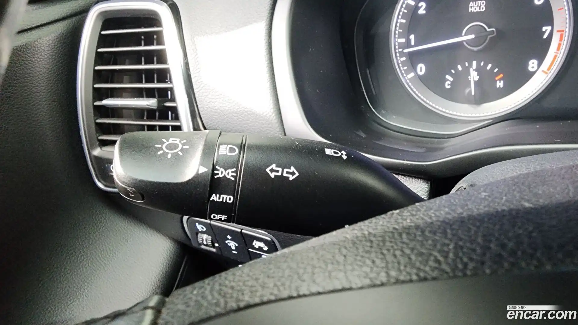 Grandeur Hyundai 2017.4-OPTION-045