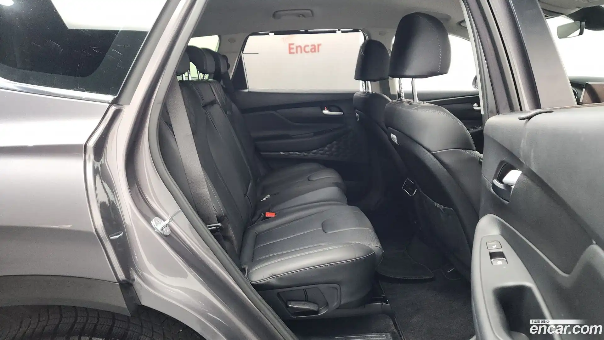 Santafe Hyundai 2022.8-OPTION-015