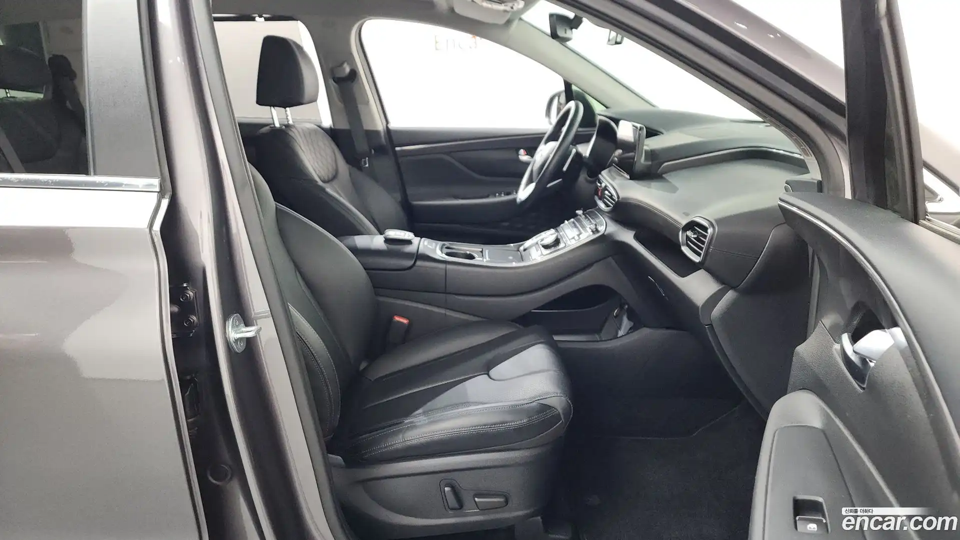 Santafe Hyundai 2022.8-INNER-036