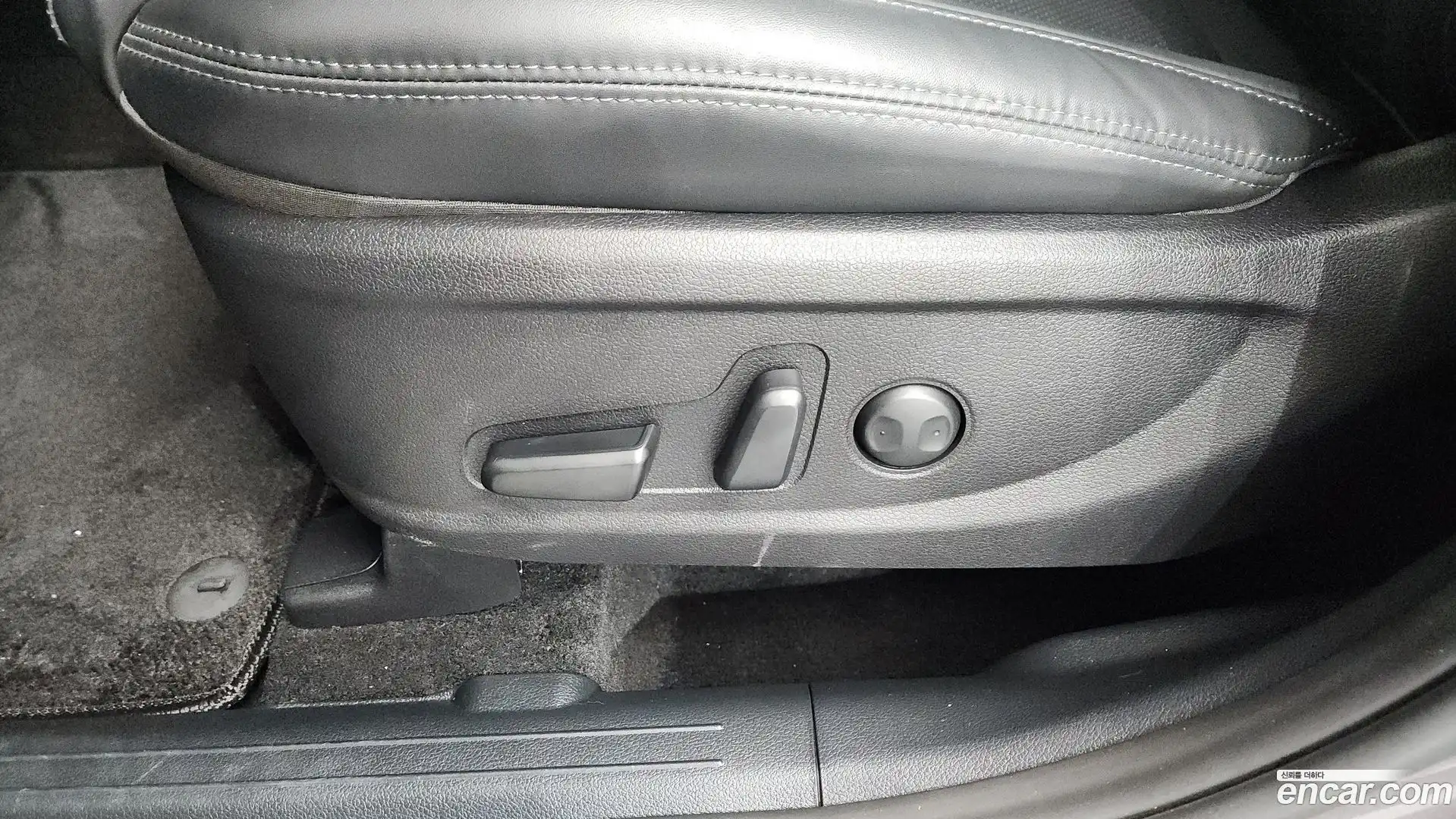 Santafe Hyundai 2022.8-OPTION-044