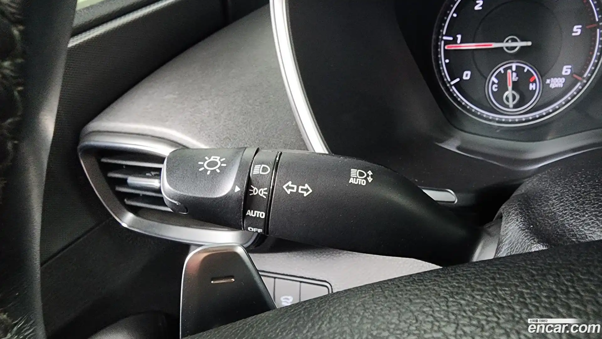 Santafe Hyundai 2022.8-OPTION-047