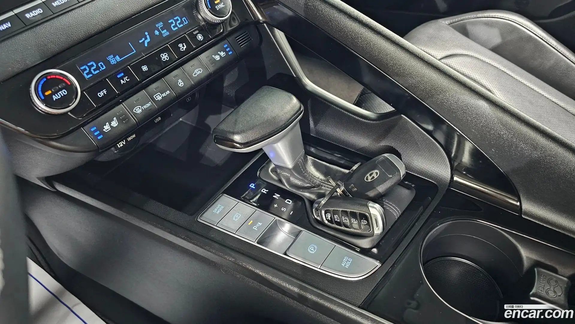 AVANTE Hyundai 2022.4-INNER-009