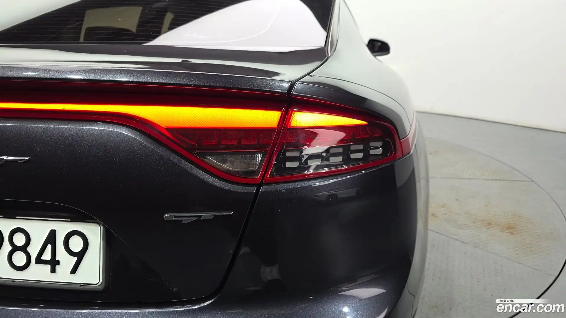 Stinger Kia 2017.4-OUTER-033