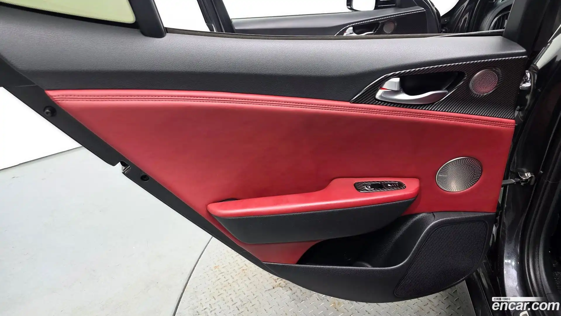 Stinger Kia 2017.4-INNER-035