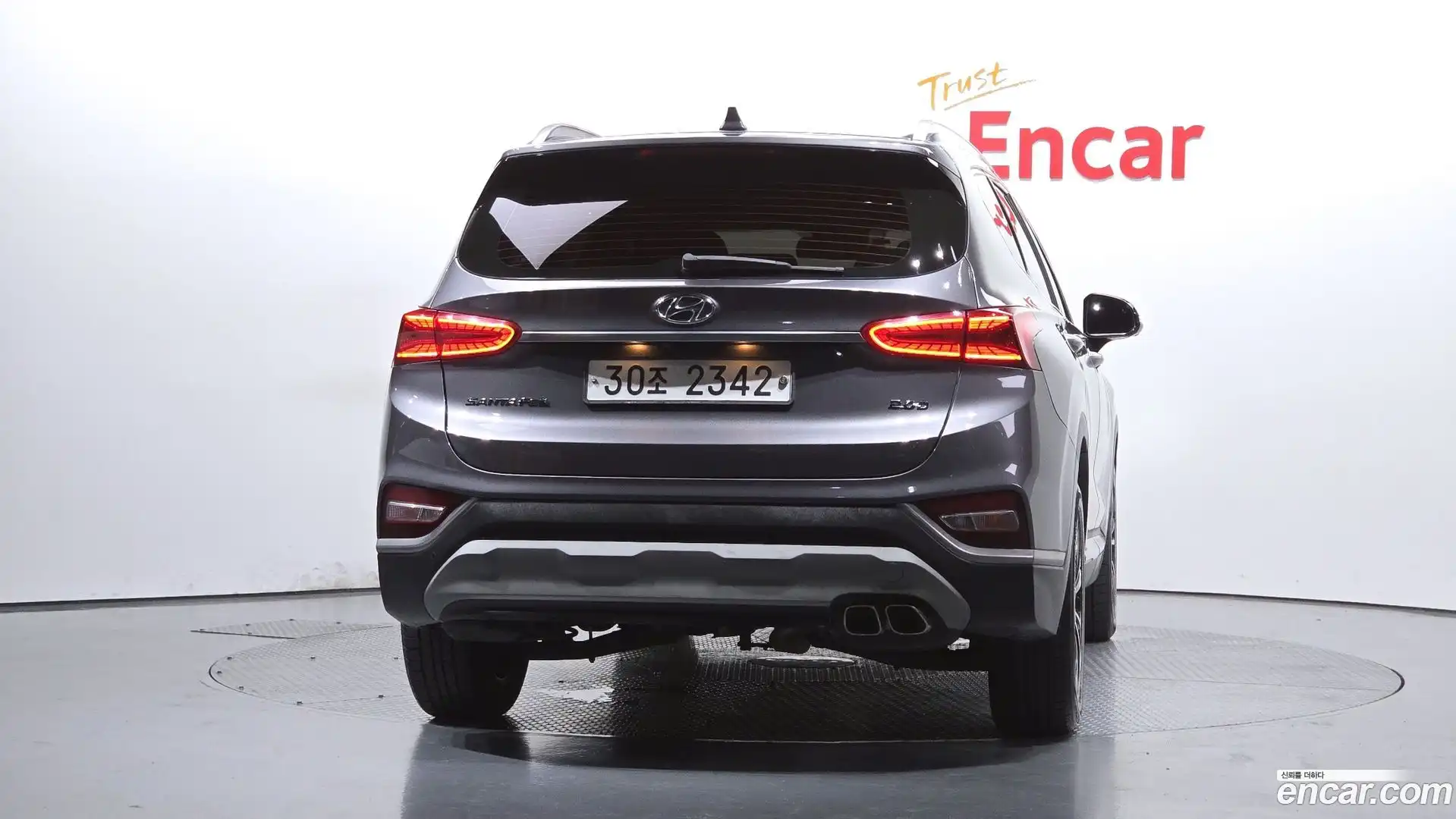 Santafe Hyundai 2018.2-OUTER-004