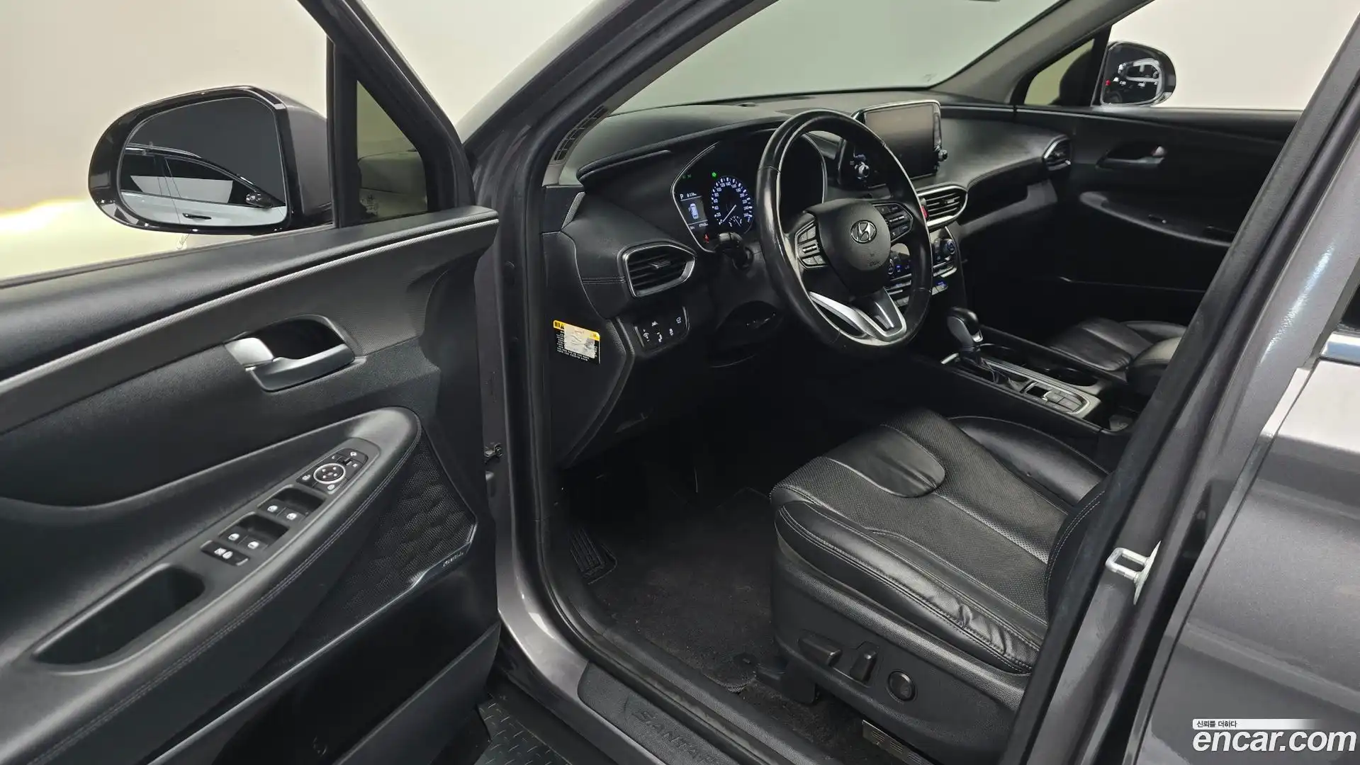 Santafe Hyundai 2018.2-INNER-010